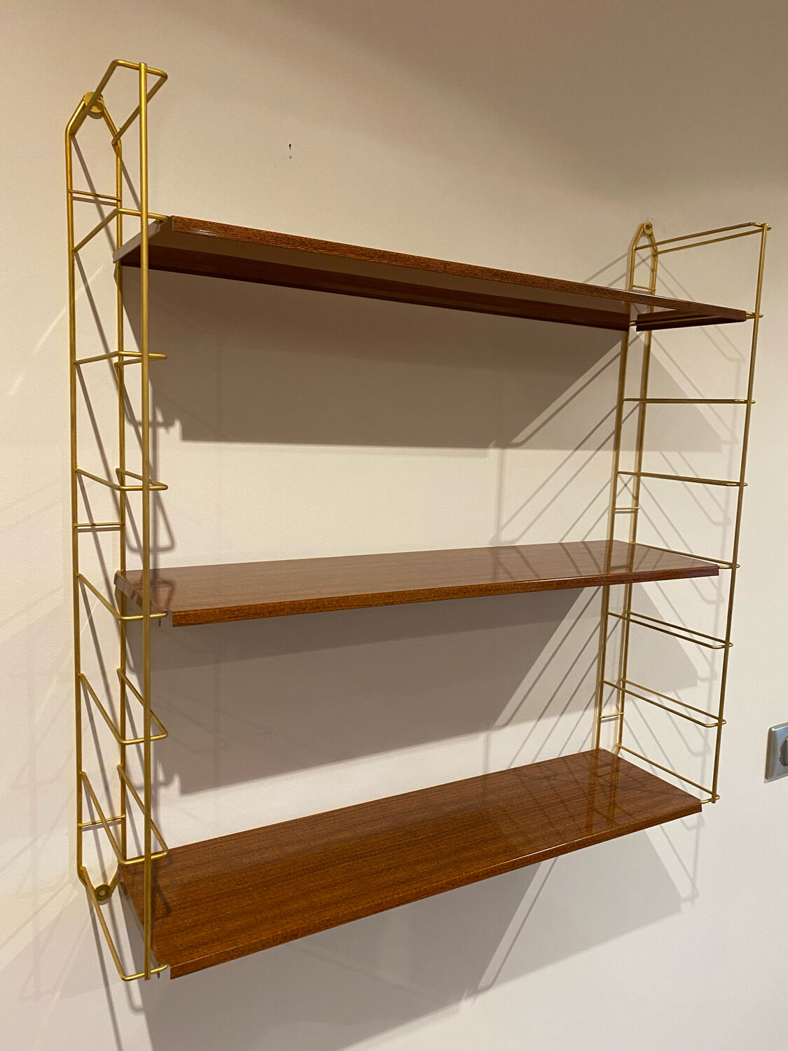 Shelves 60s