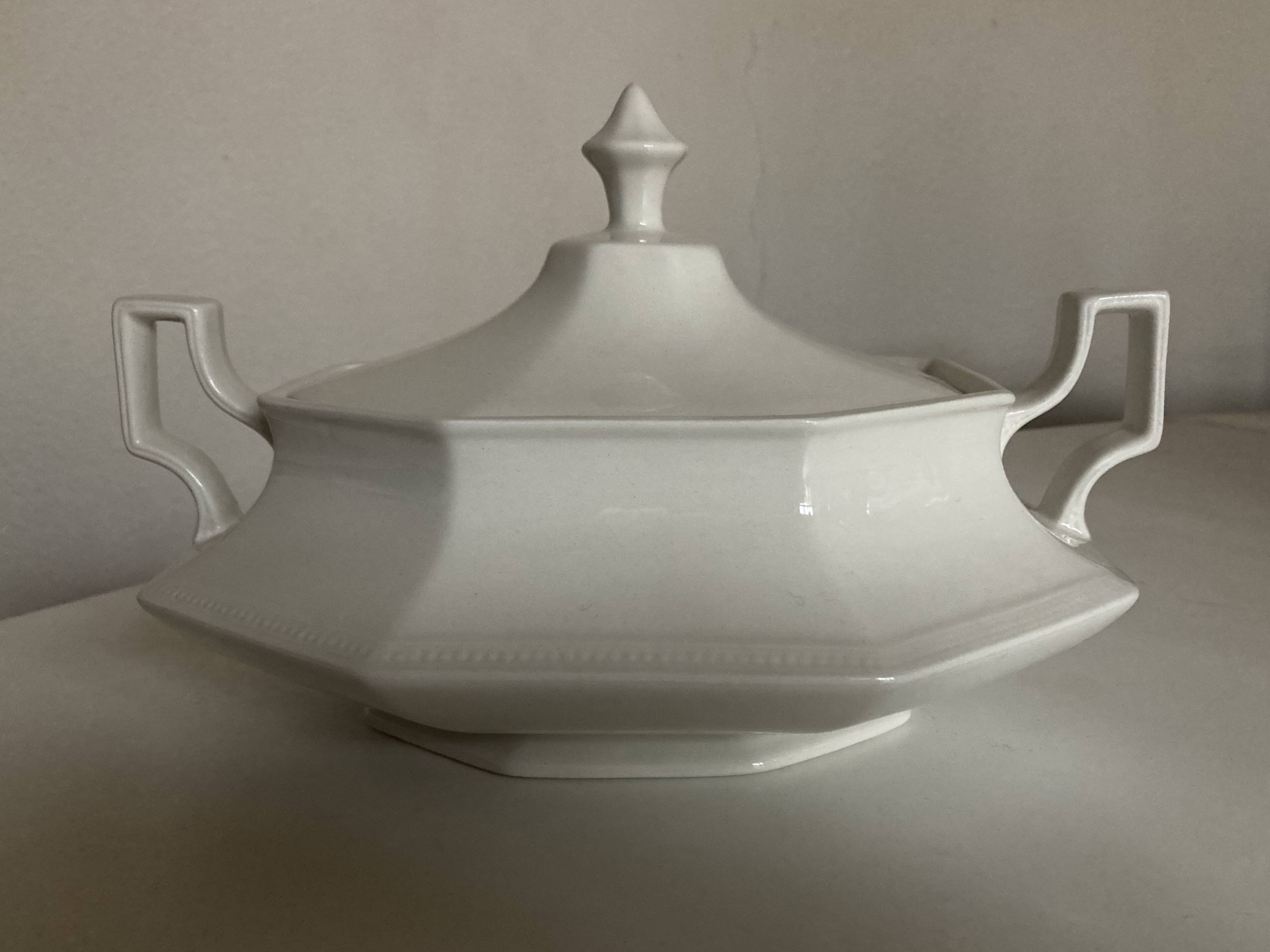 Neo Classic Greek Revival Octagonal Beaded English Earthenware Centerpiece