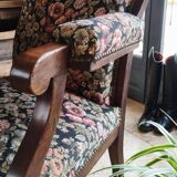 Fauteuil Voltaire ancien avec revêtement en tissu de qualité