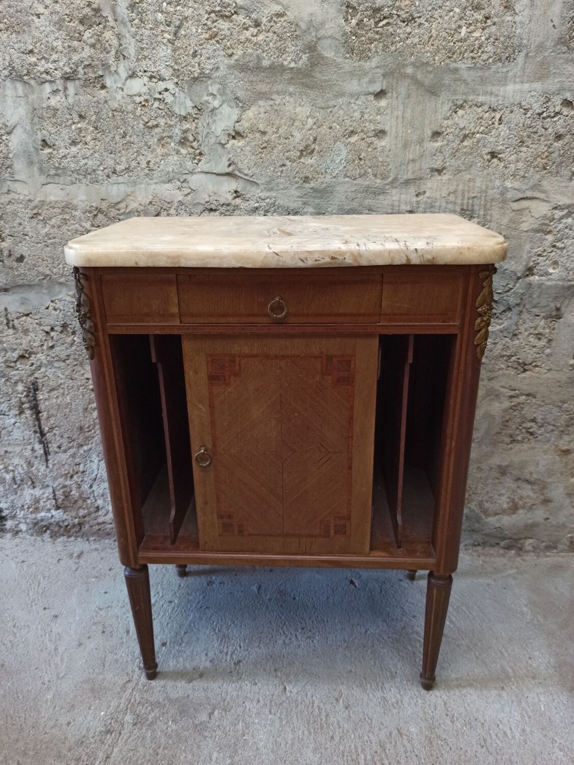 Furniture between two marble tops Louis XVI style
