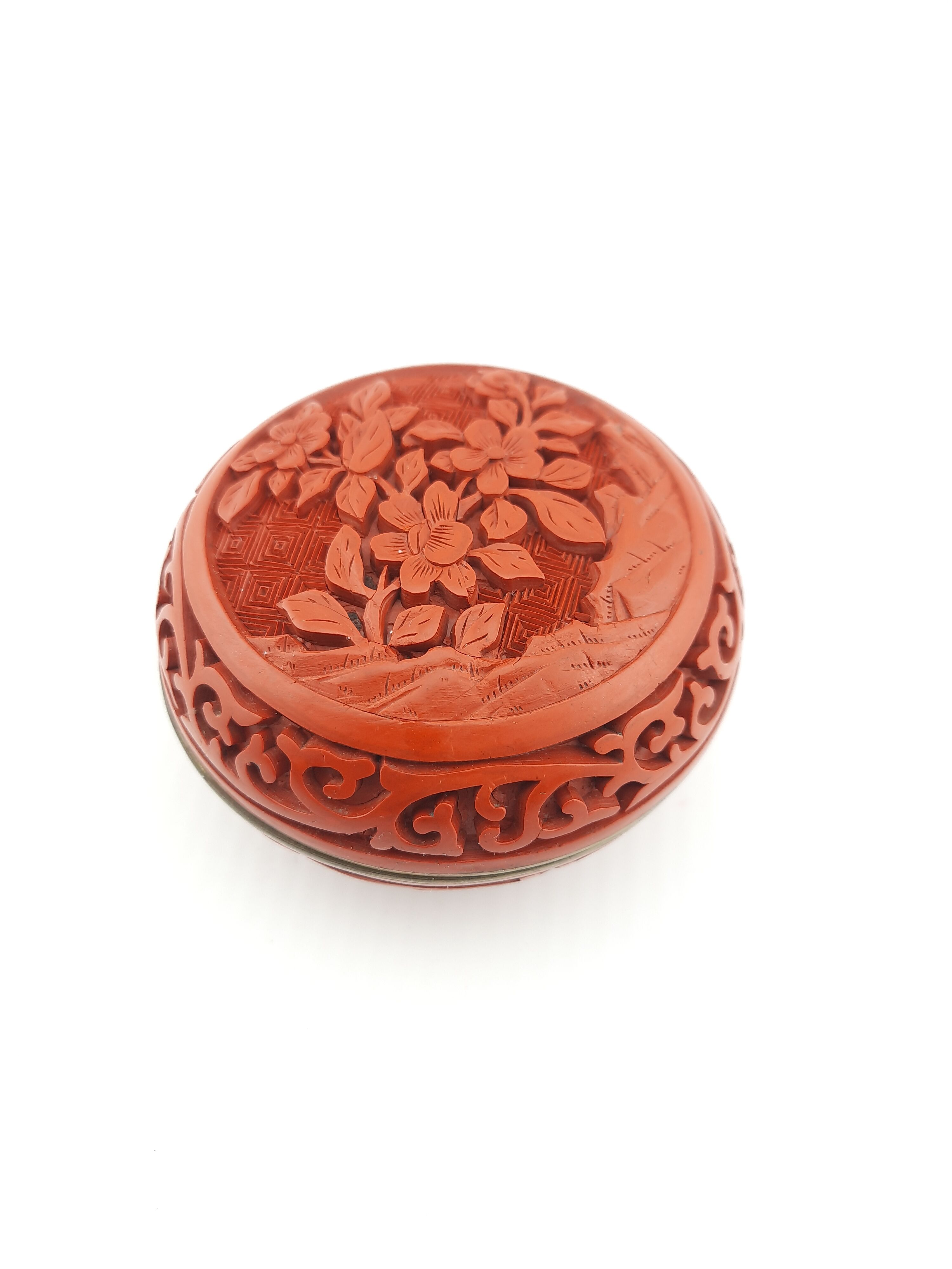 Chinese cinnabar lacquer box, vintage