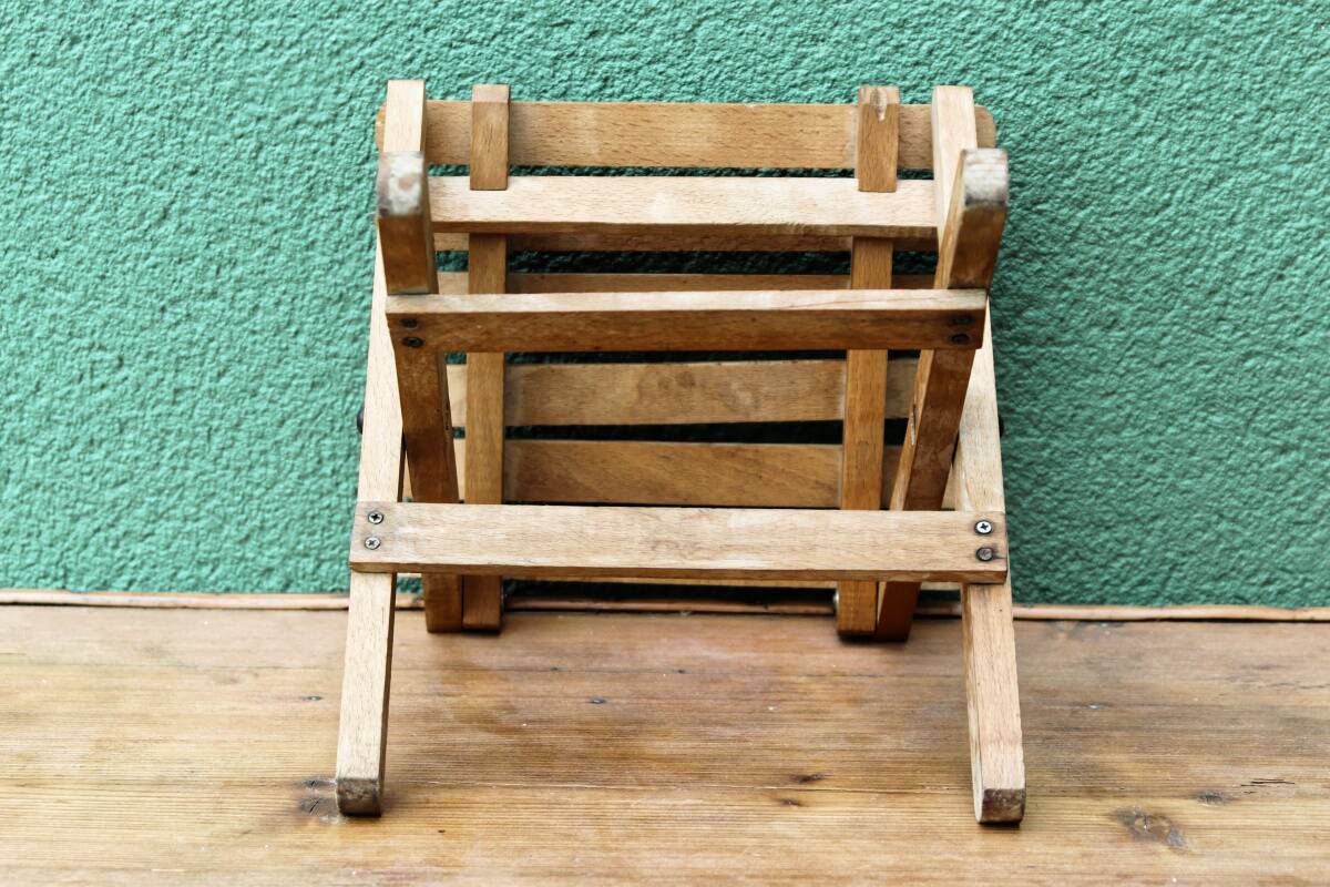 Folding slatted wood stool