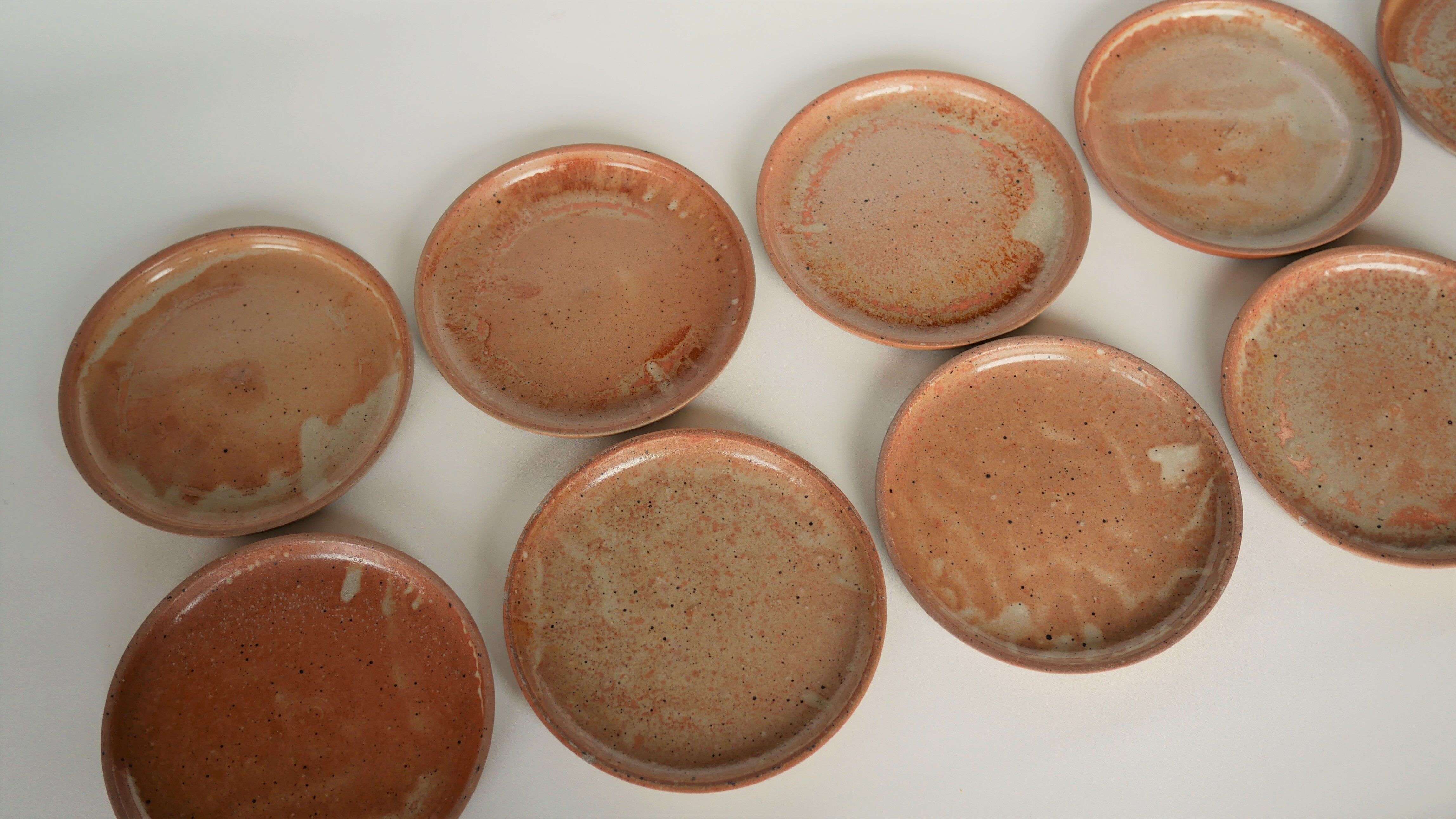 Series of 10 vintage sandstone plates