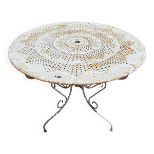 Table de jardin des années