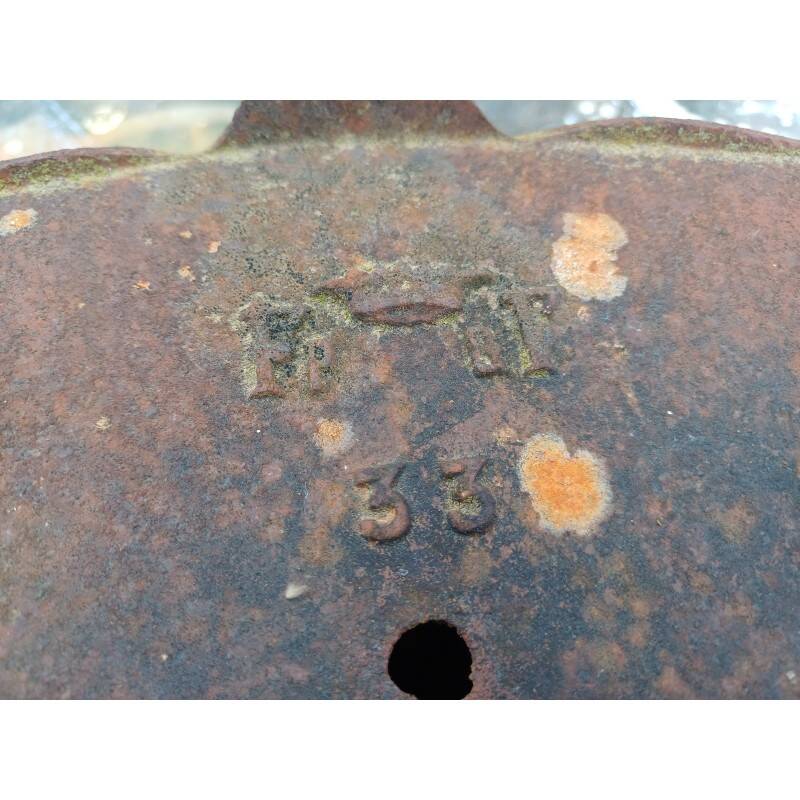 Set of 2 cast iron planters from 1900 from Charleville-Mézières