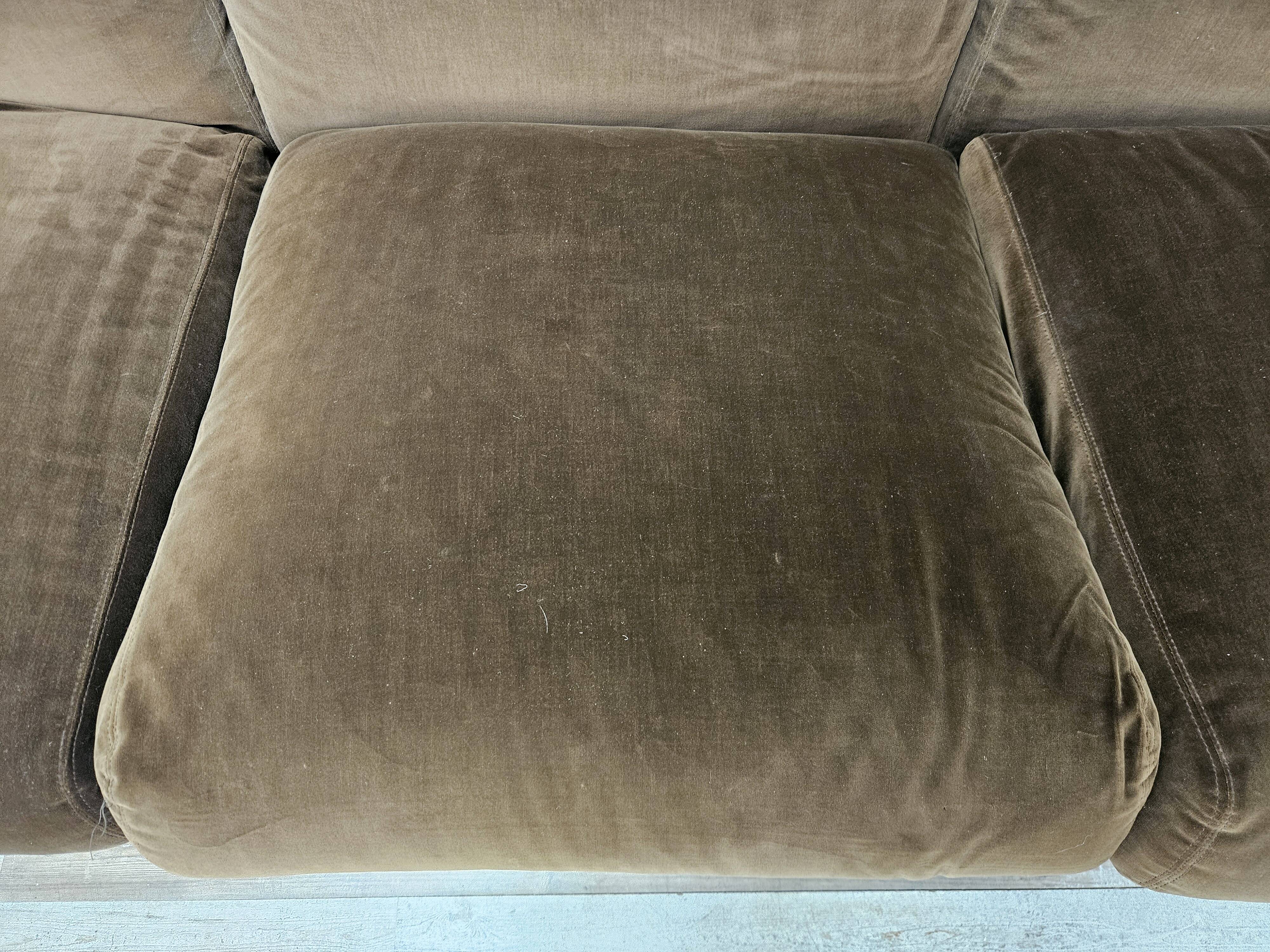 Tecno D120 three-seater sofa by Valeria Borsani and Alfredo Bonetti, 1966
