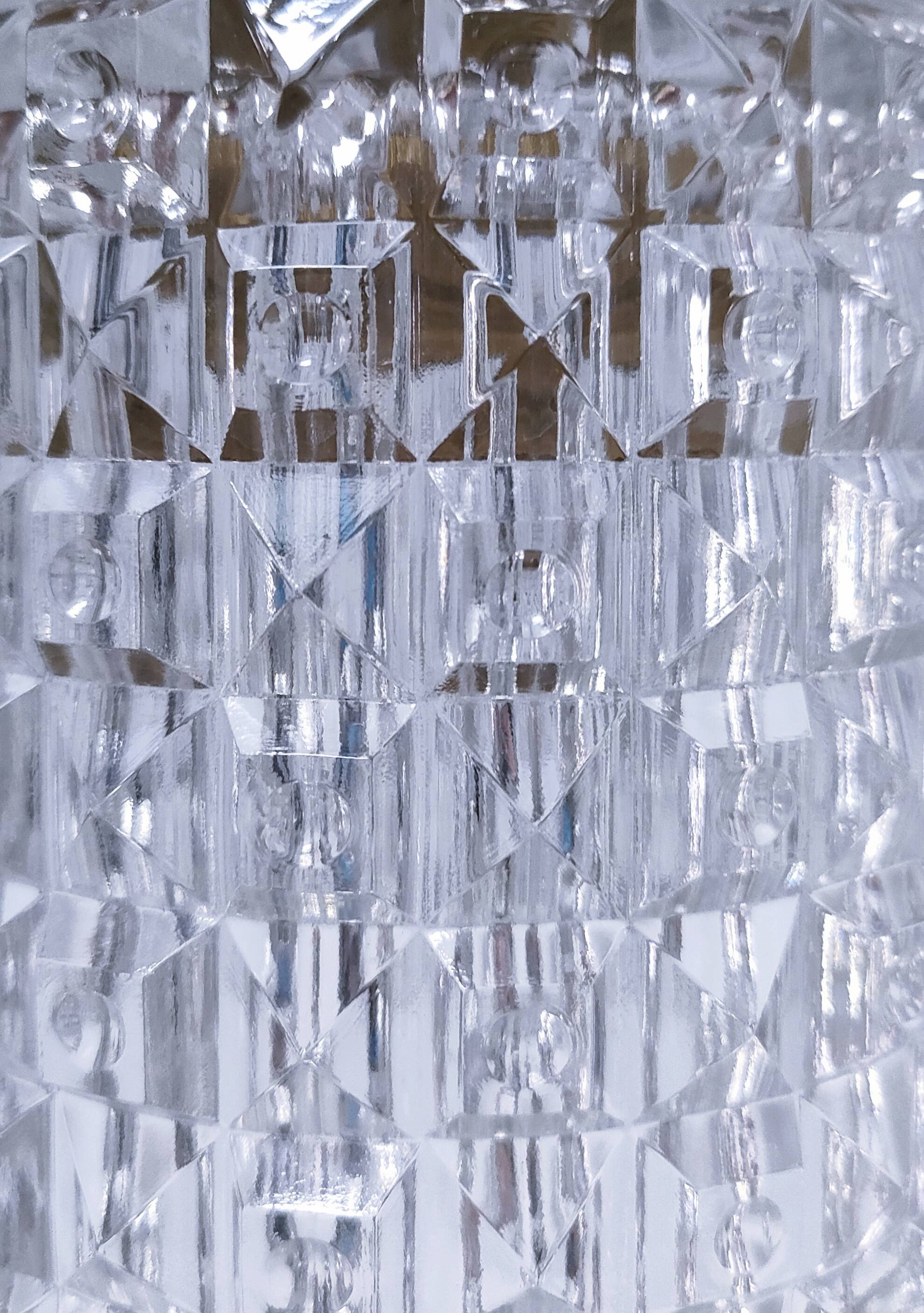 semi-crystal suspension with diamond motif design from the 1960s