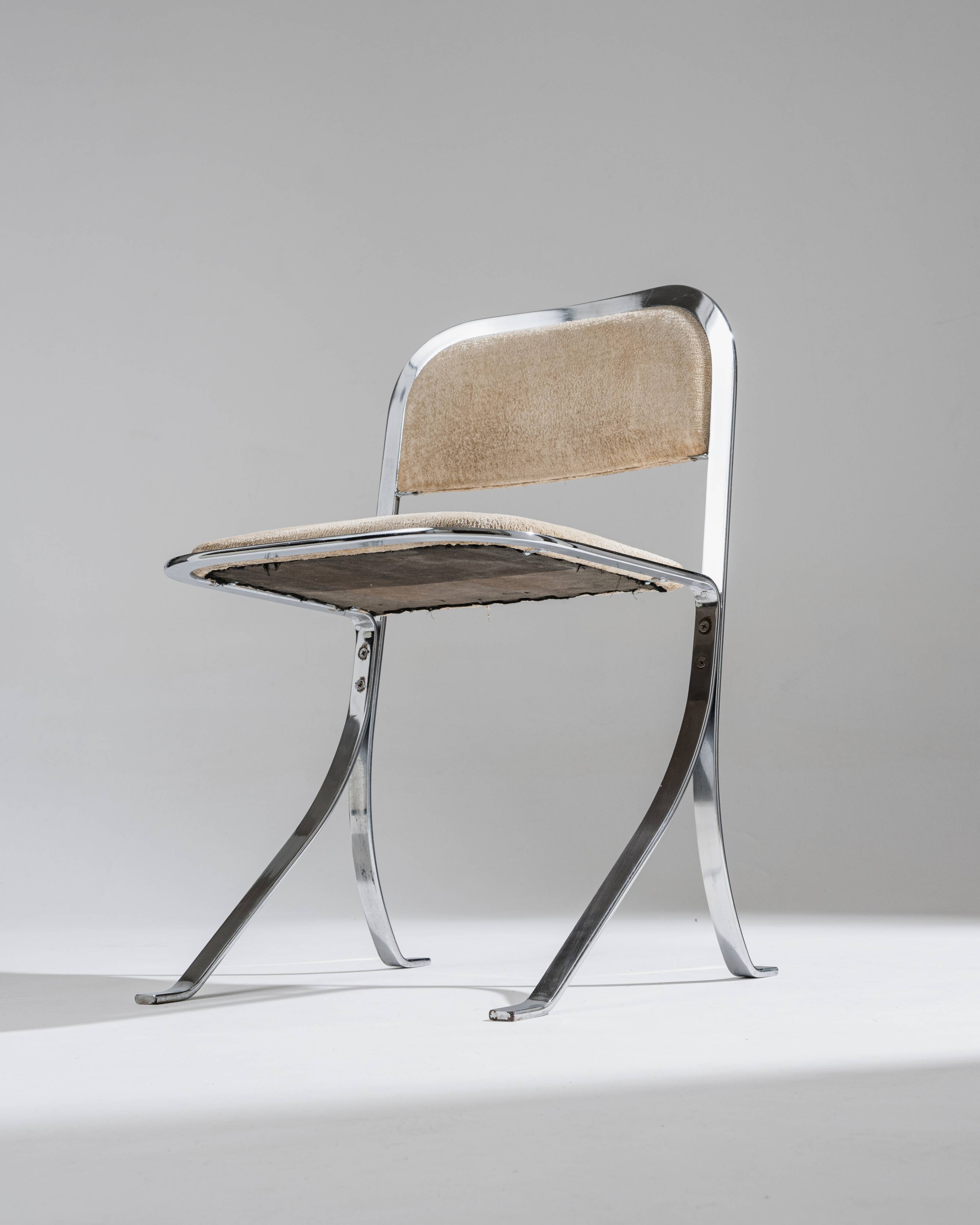 Set de 4 chaises en métal chromé et velours, 1970s