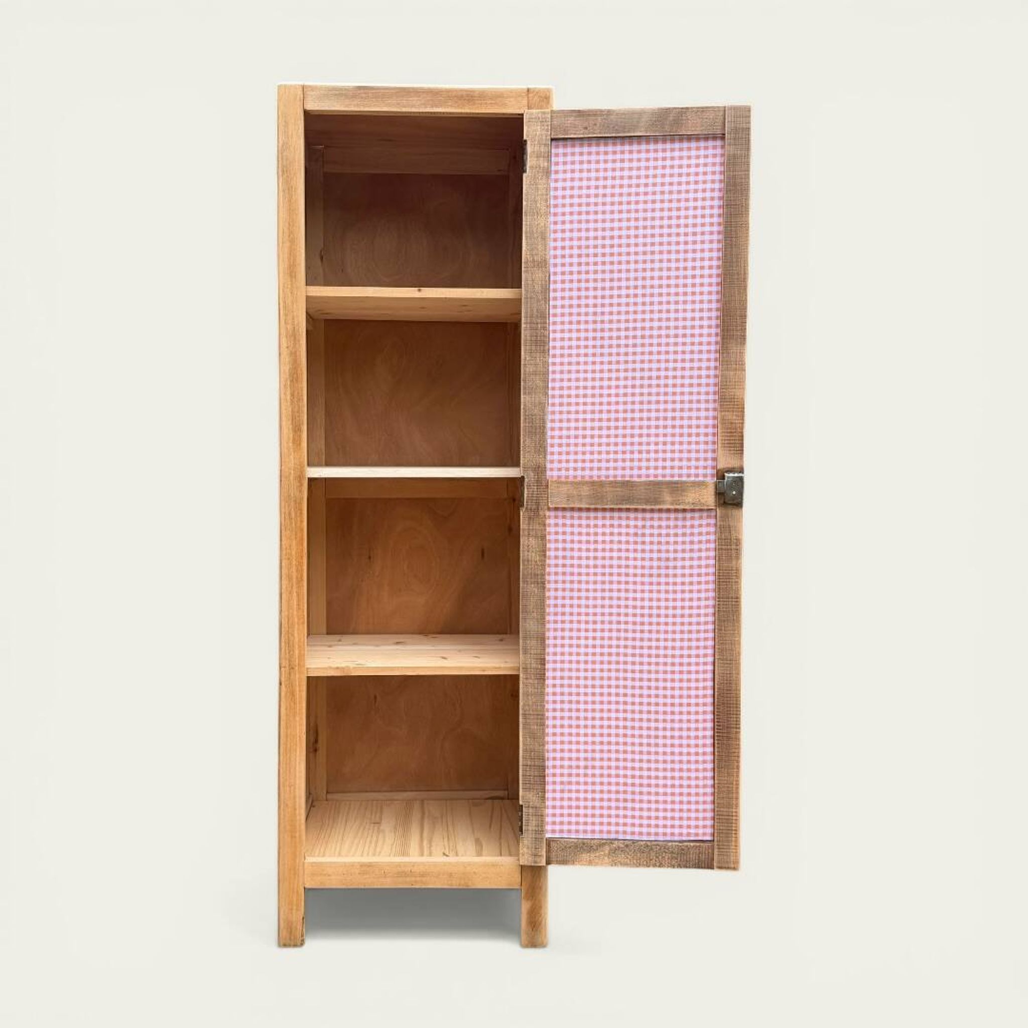 Armoire bonnetière parisienne bois brut 1950