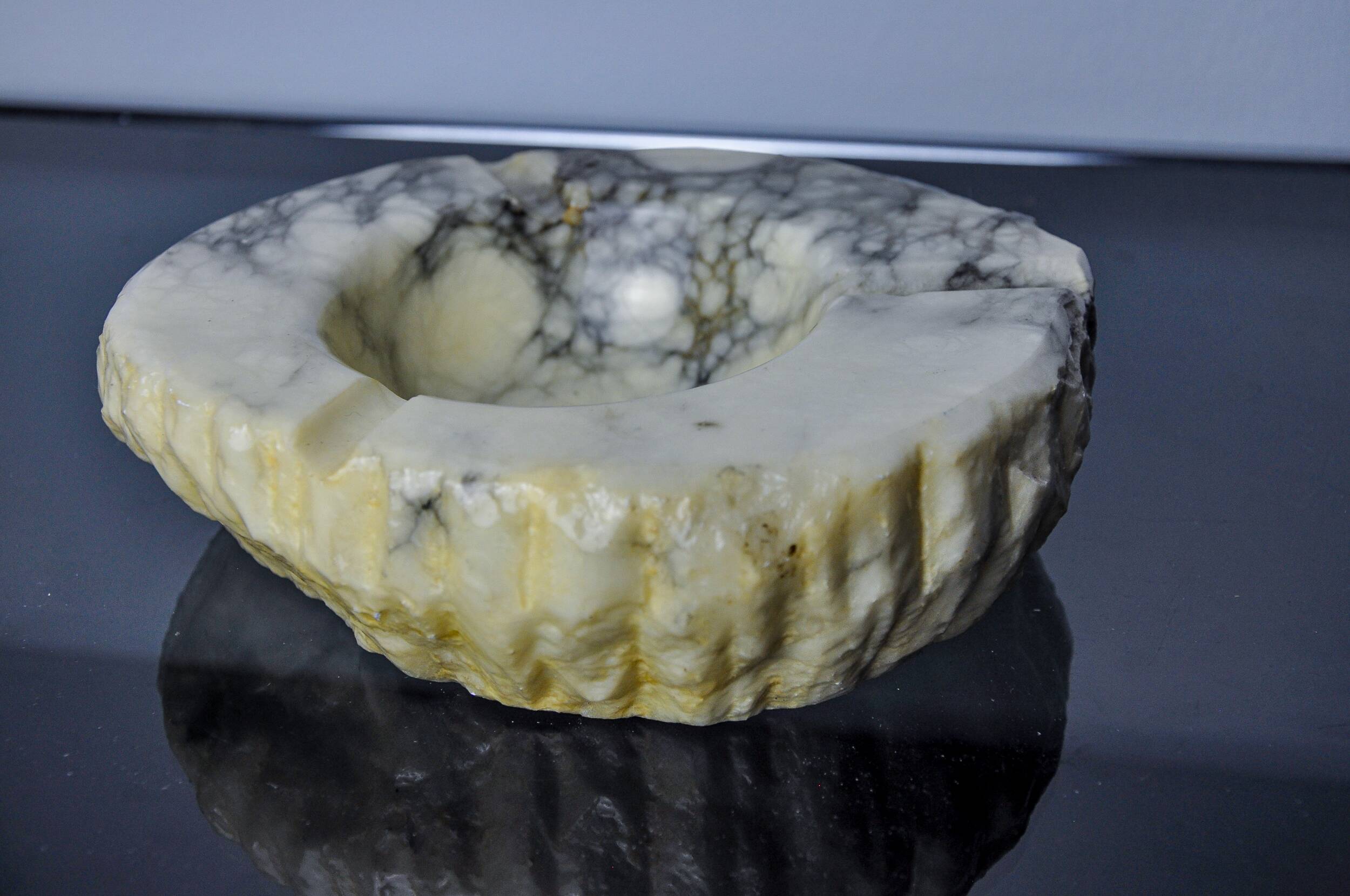 White alabaster ashtray by Romano Bianchi, Italy, 1970