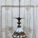 Suspension style vitrail