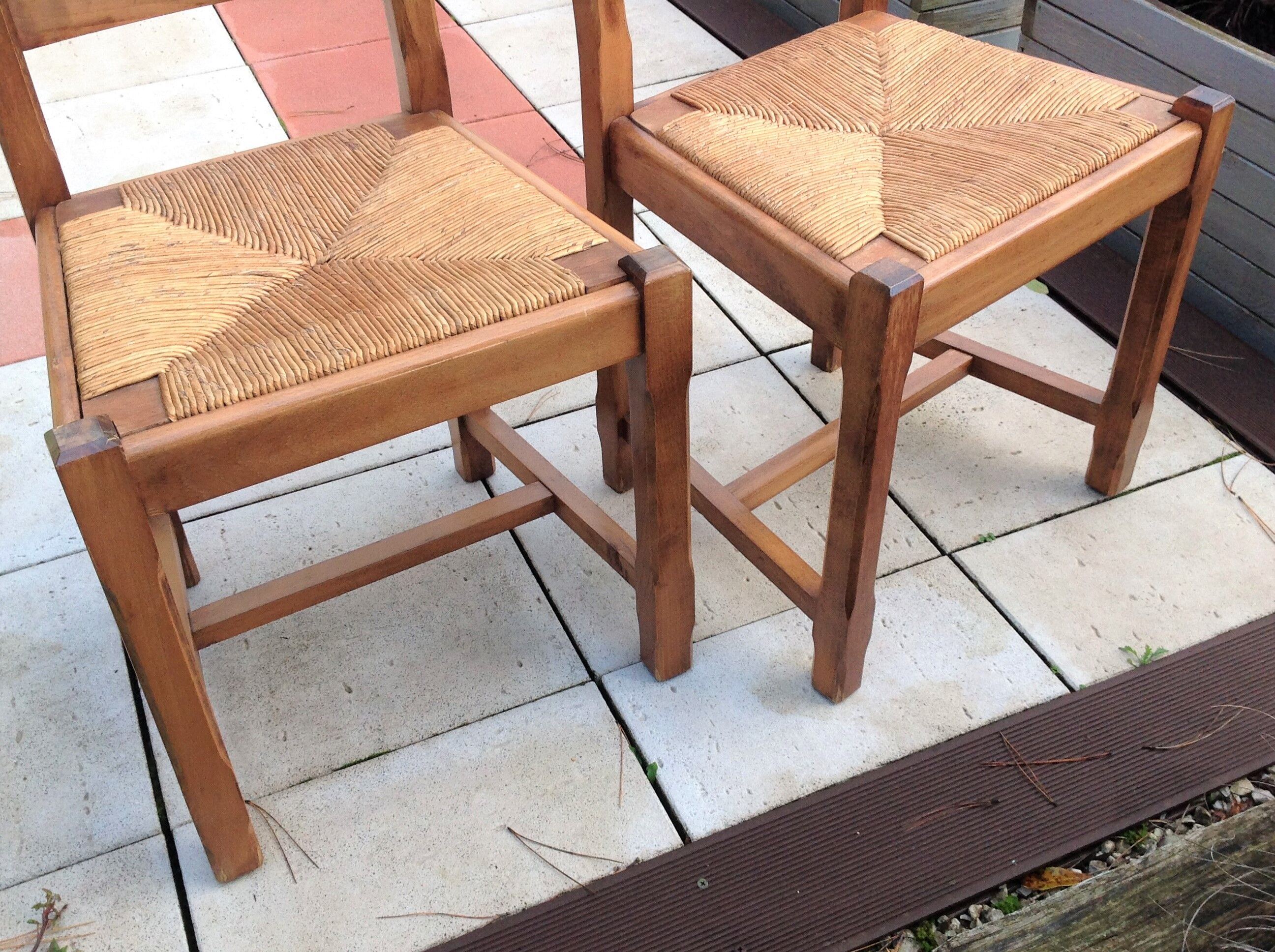 Pair of mulched / vintage chairs 60s-70s