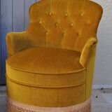 Velvet toad chair