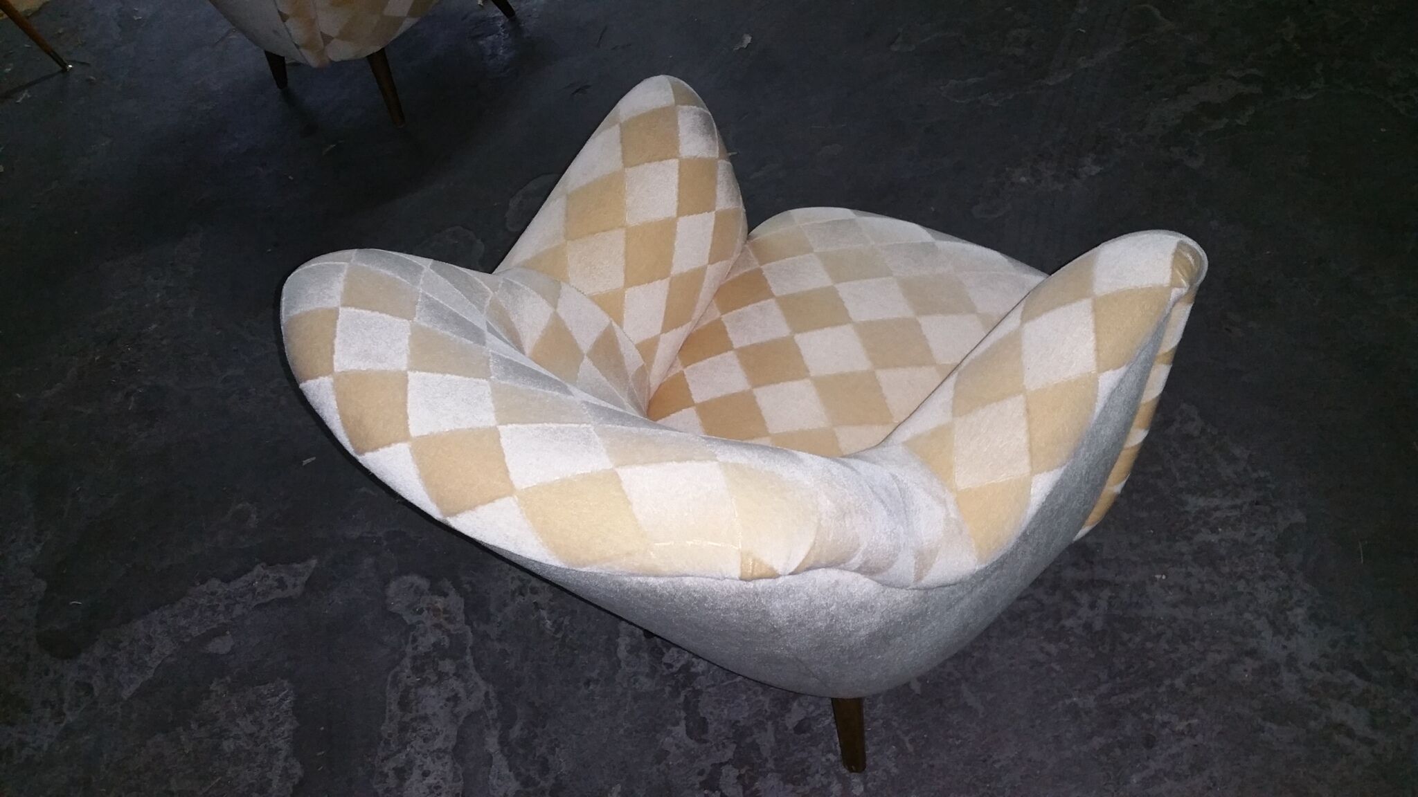 Restored organic year 50-60 club Chair