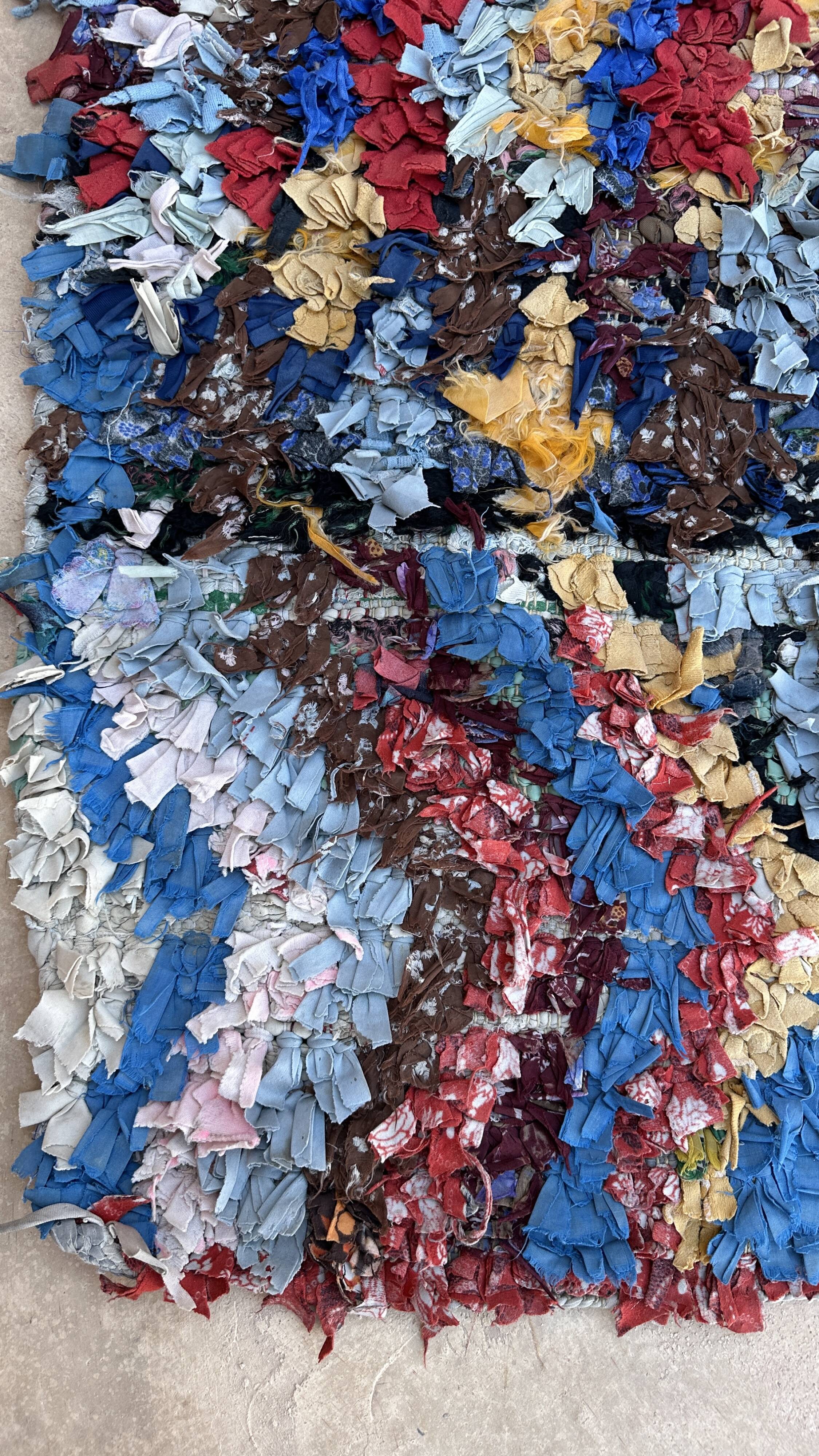 Colorful Boucherouite Moroccan rug - 88 x 158 cm