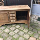 Buffet low in pickled cherry tree