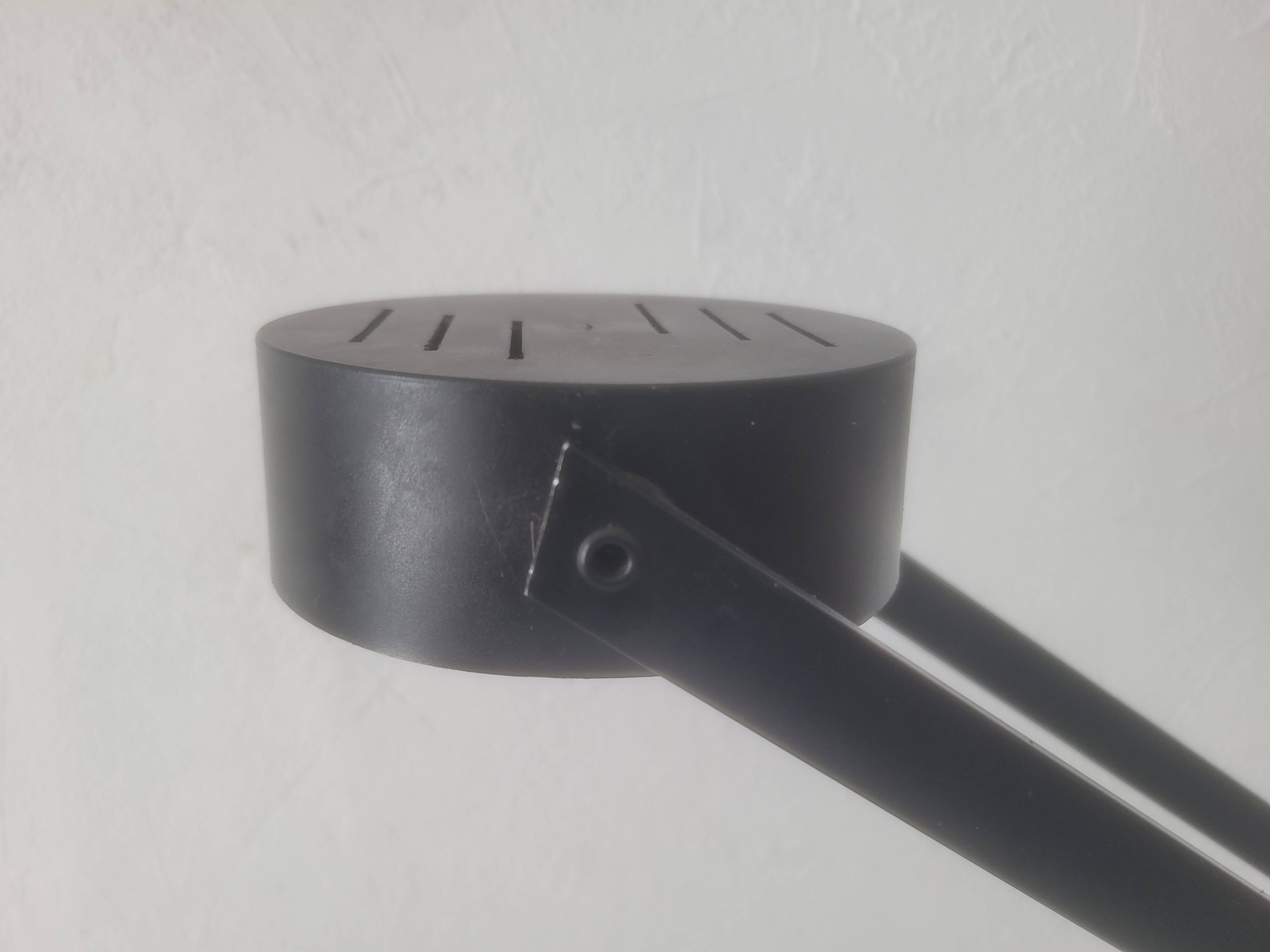 Desk lamp with balance wheel lacri italy