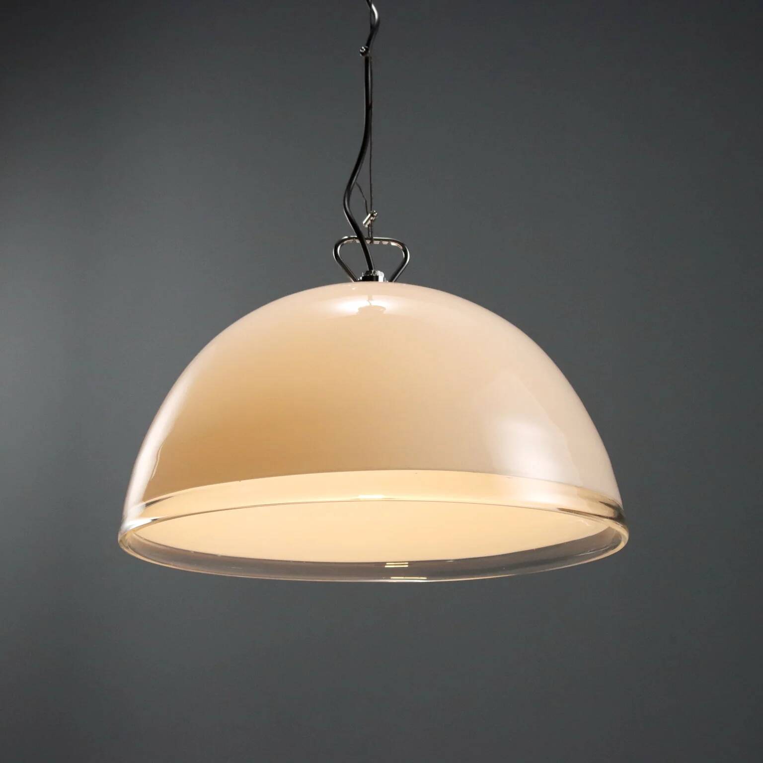 Vintage Artemide Onfale lamp designed by Luciano Vistosi, Italy, 1980s.