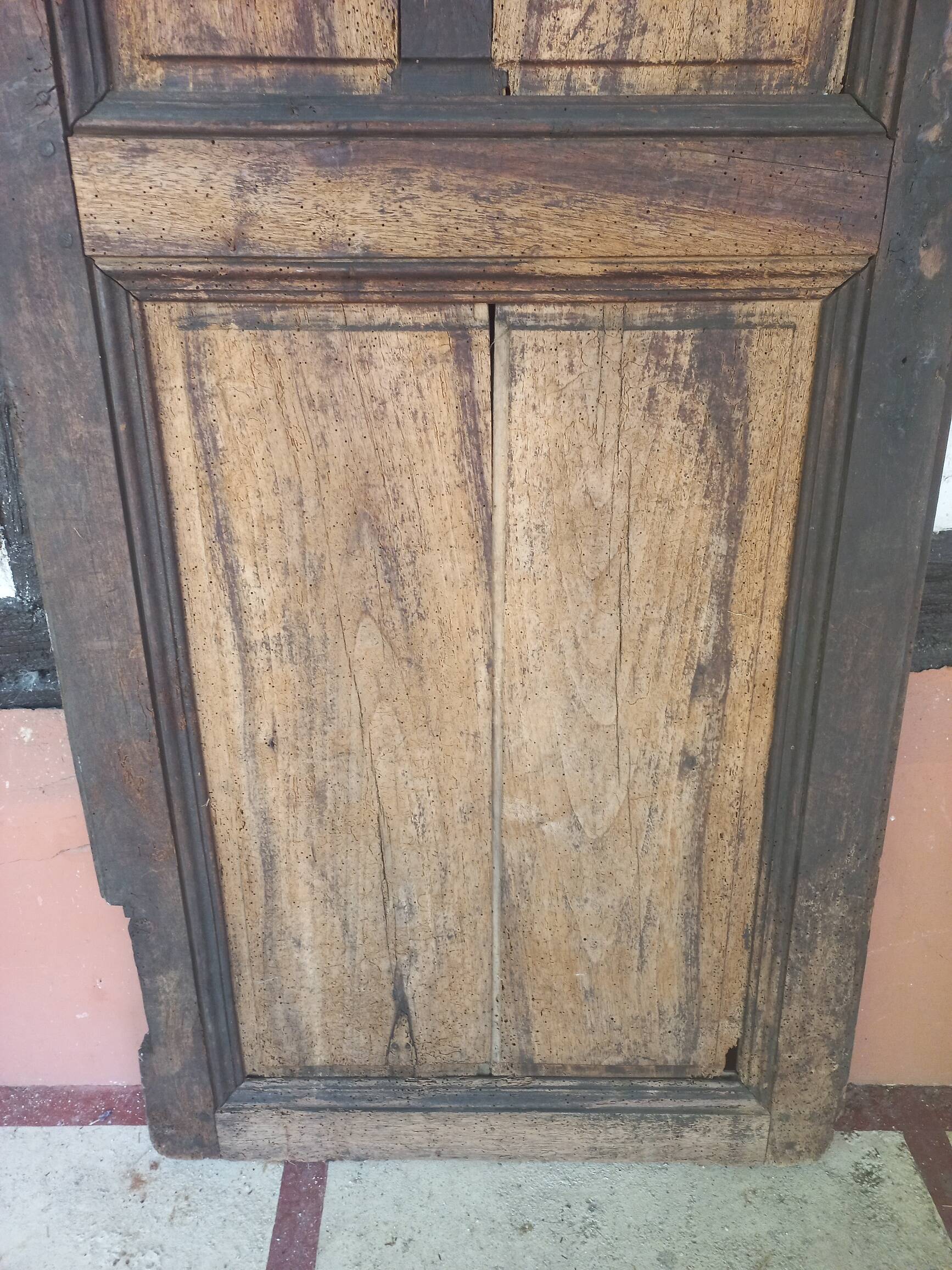 Old Louis XV wardrobe door jumika