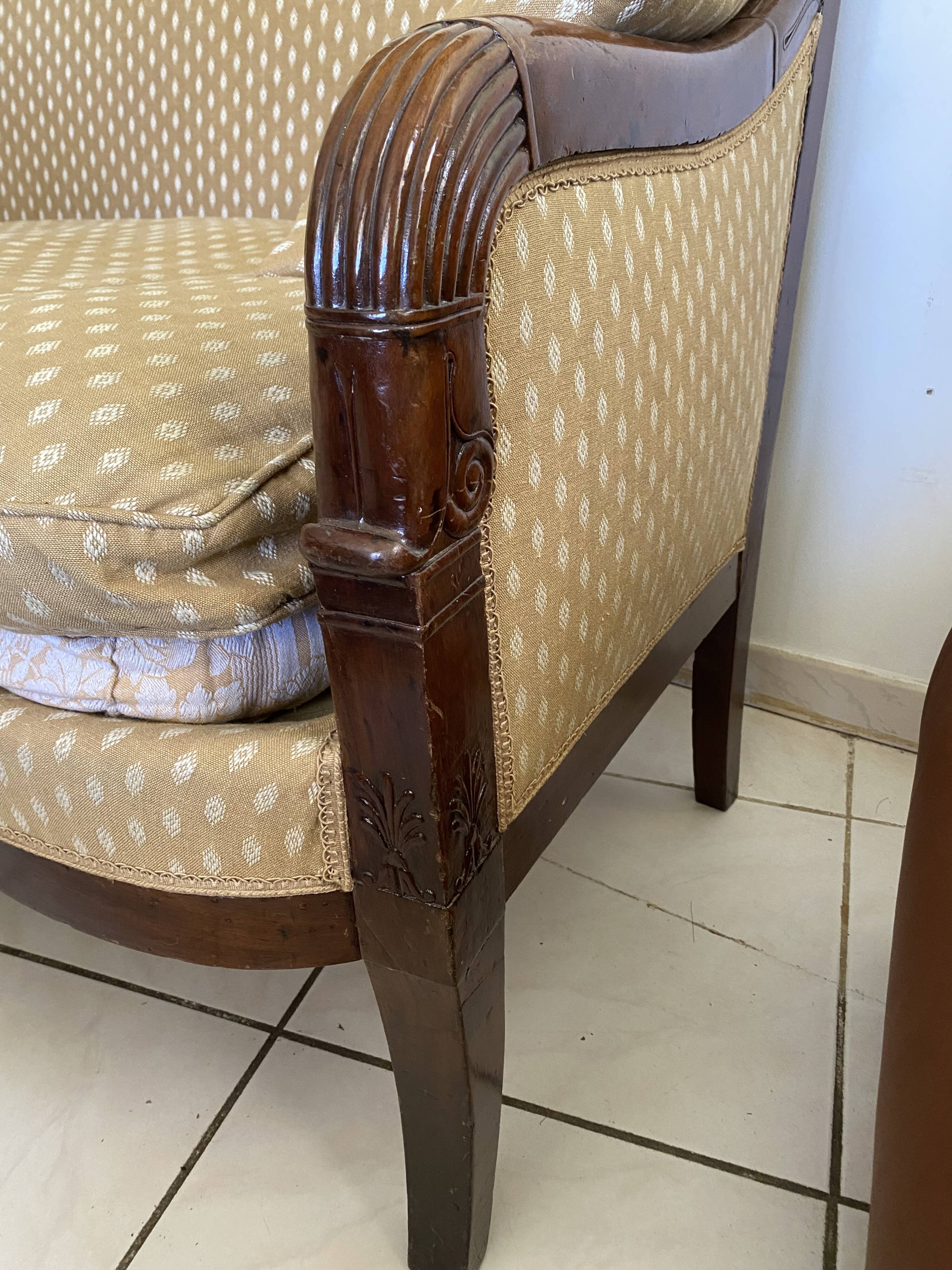 Early 19th century varnished mahogany sofa