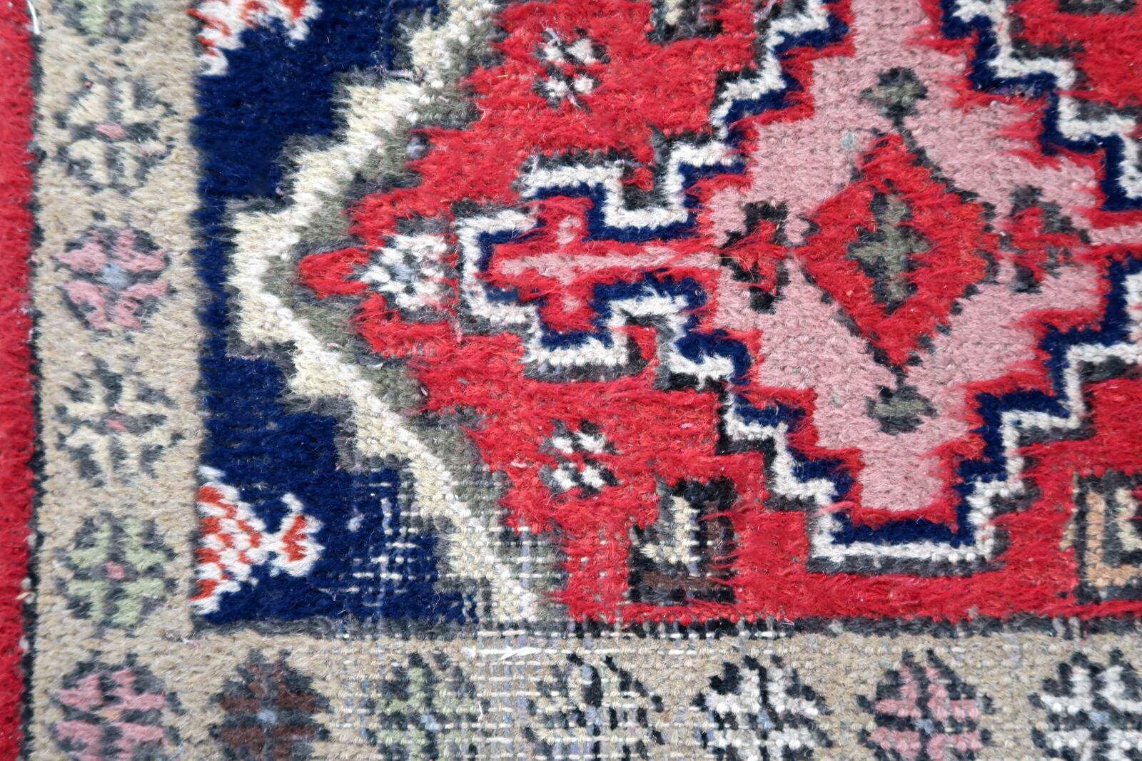 Tapis vintage du Moyen-Orient Hamadan fait main en laine – 38 x 59 cm