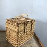 Wicker basket