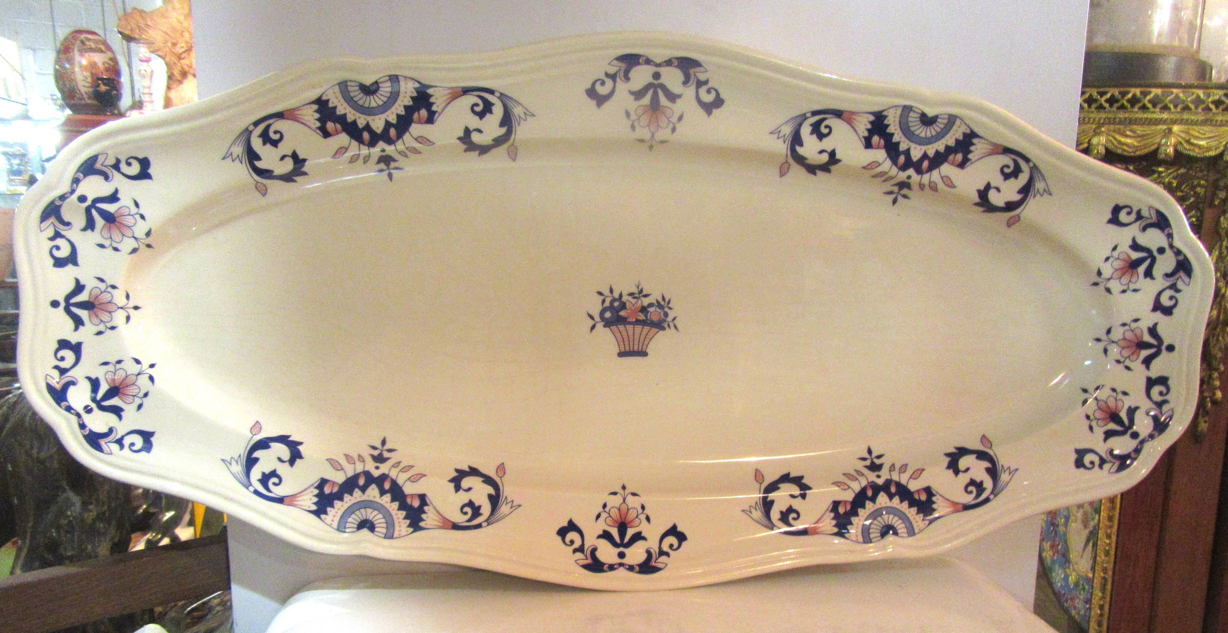 Large LONGCHAMPS oval serving dish with Rouen decor