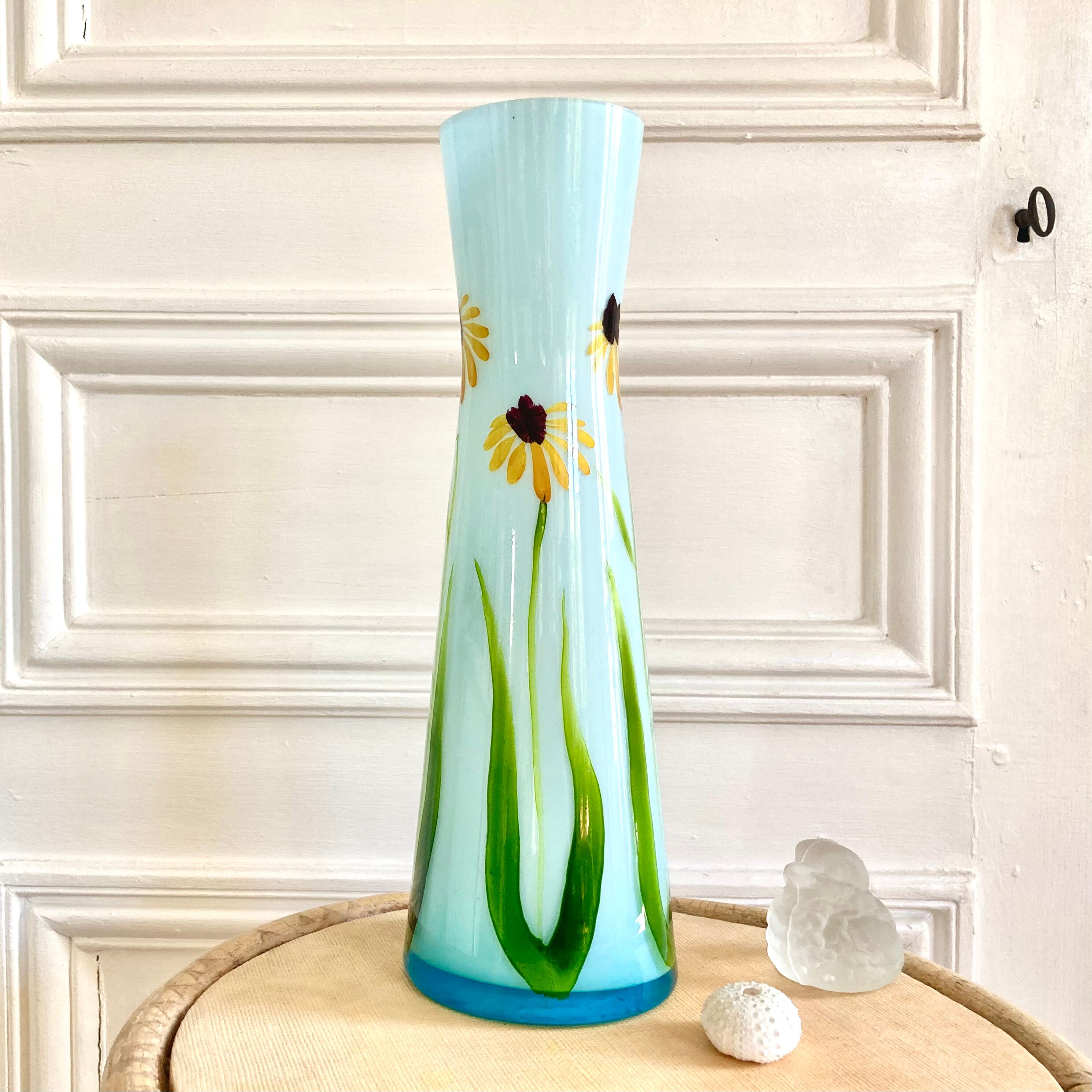 Opal vase soliflore flower decoration