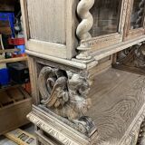 Hunting buffet with 2 bodies