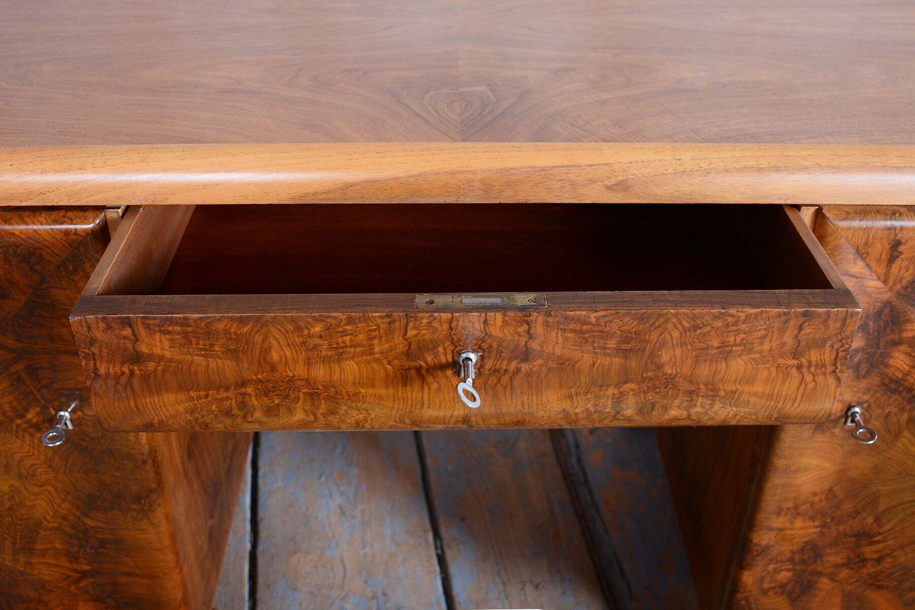 Art Deco Writing Desk in Mahogany and Walnut, 1920s