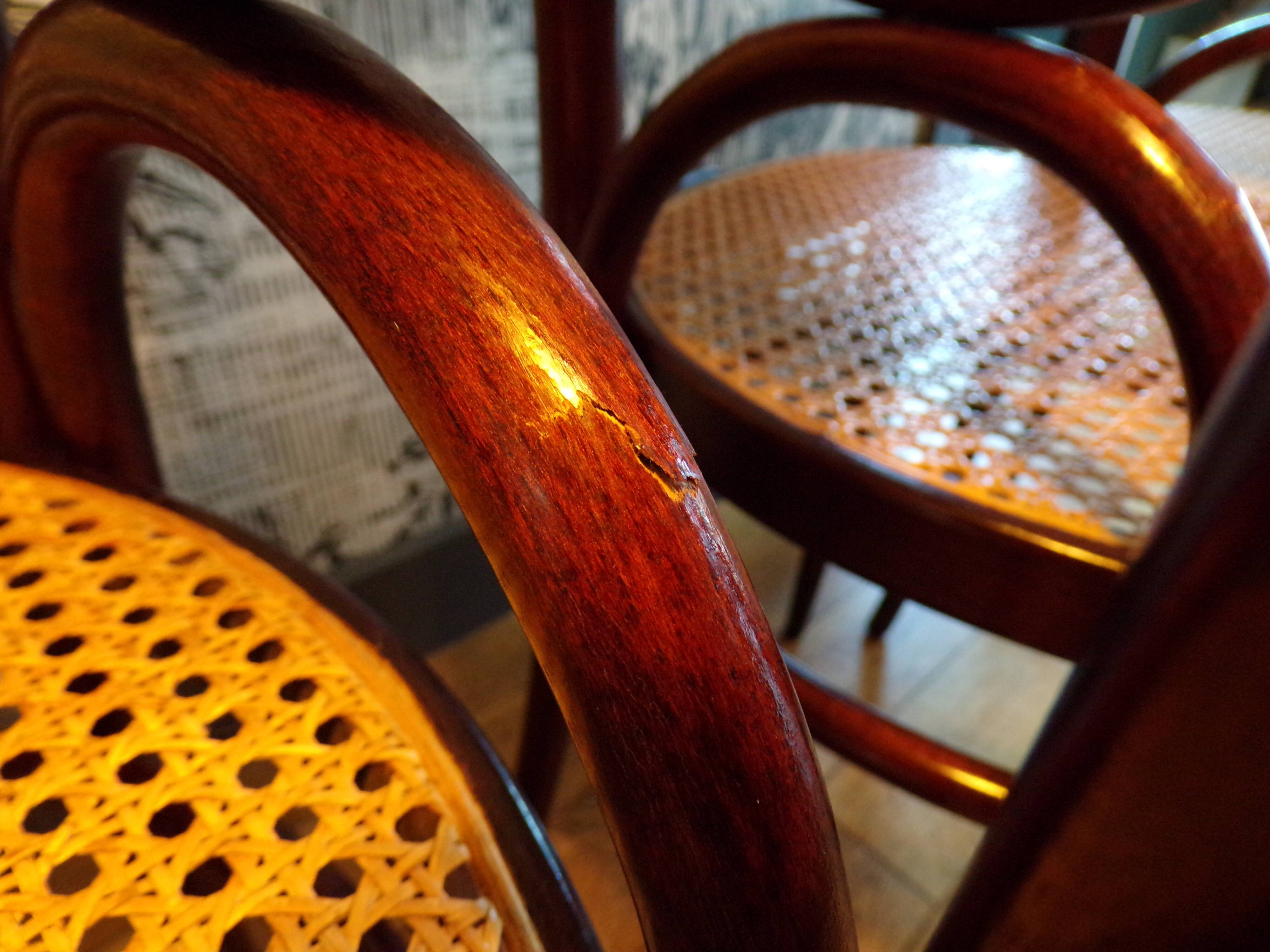 Suite 4 chaises de Repas Thonet 207R