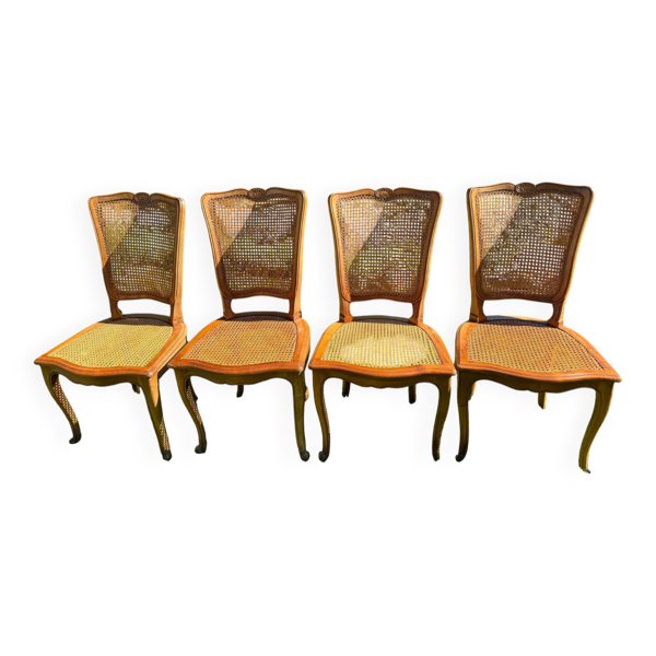 4 chaises cannées en merisier – Style Louis XV