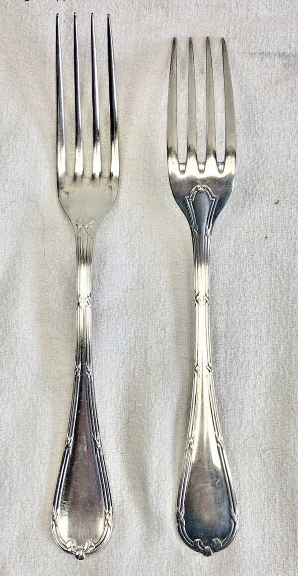 Ménagère 85 pièces Christofle Rubans croisés en métal argenté