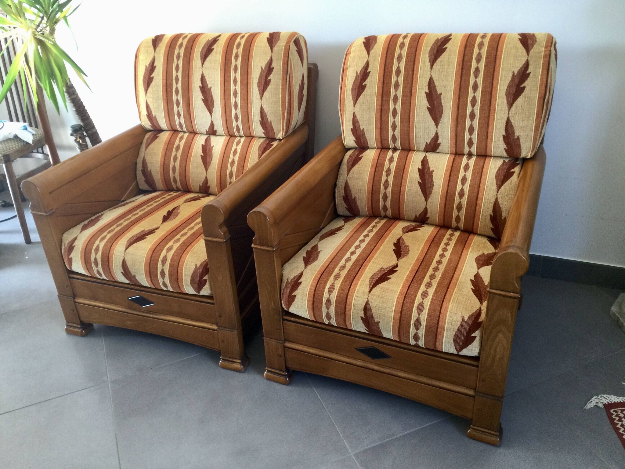 Jacques Leleu - Paire De Fauteuil En Merisier