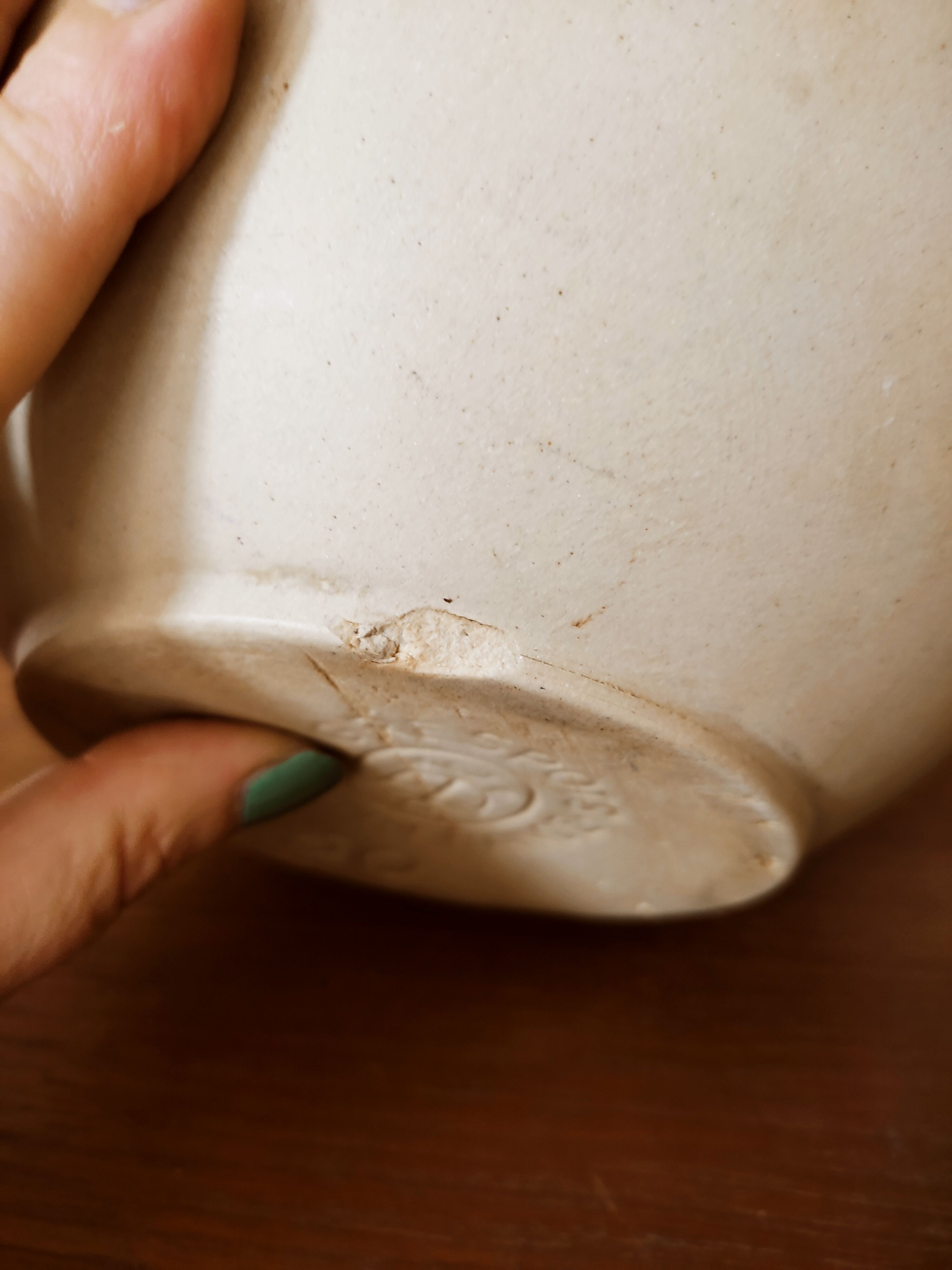 Duo of salad bowls in beige sandstone Digoin
