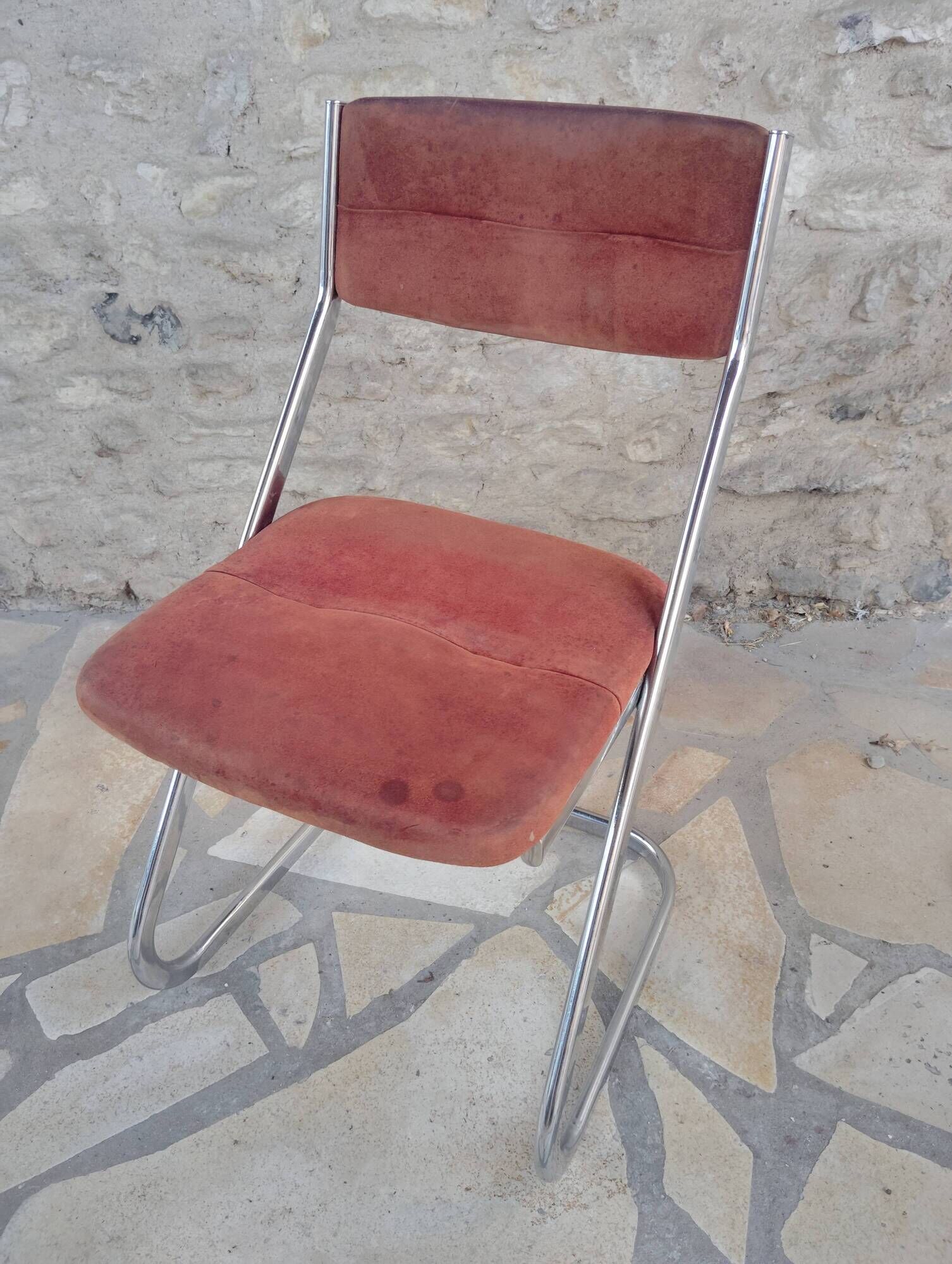 Set of 2 vintage tubular chairs by Roche Bobois.