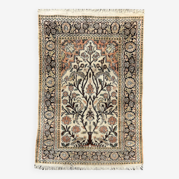 Tapis d'orient Kashmir Soie : 1.54 x 0.91 Mètres