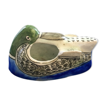 Empty ethnic duck pocket