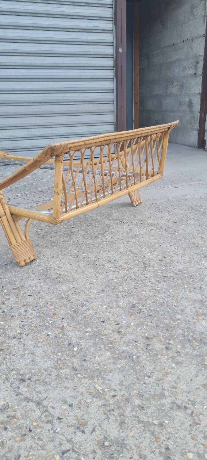 Ondaflex rattan bed 1960