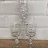 Set of 3 Luminarc Quadrille wine glasses