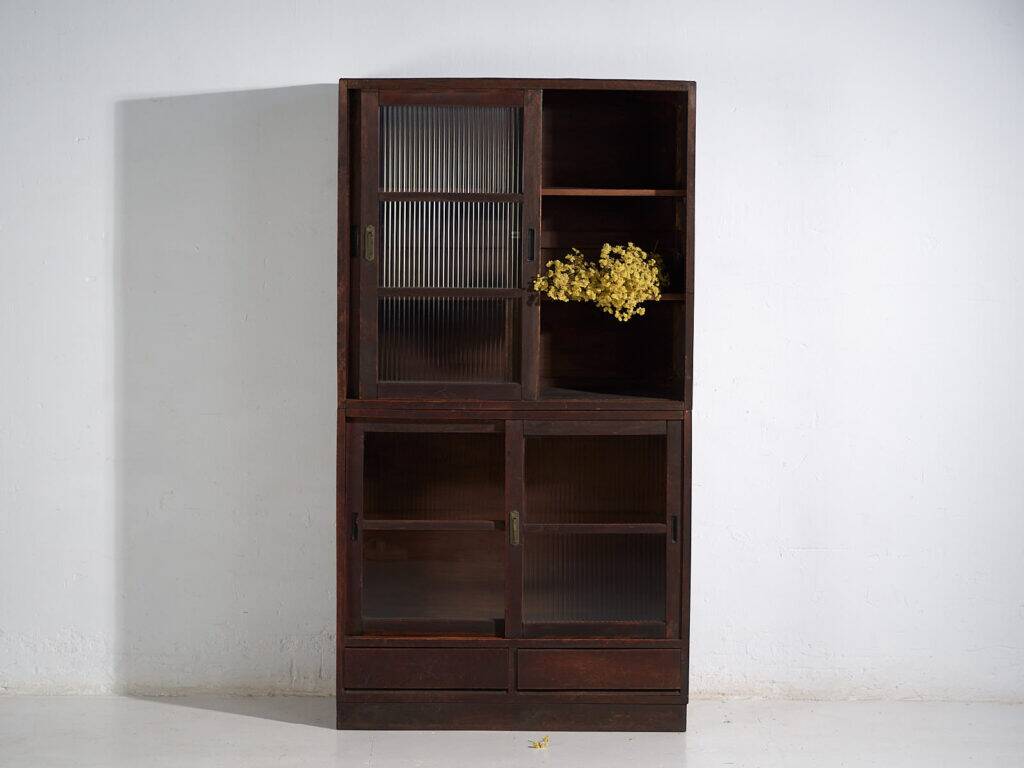 Antique Japanese display case – Taishō / Shōwa period (c.1912-1970) #46
