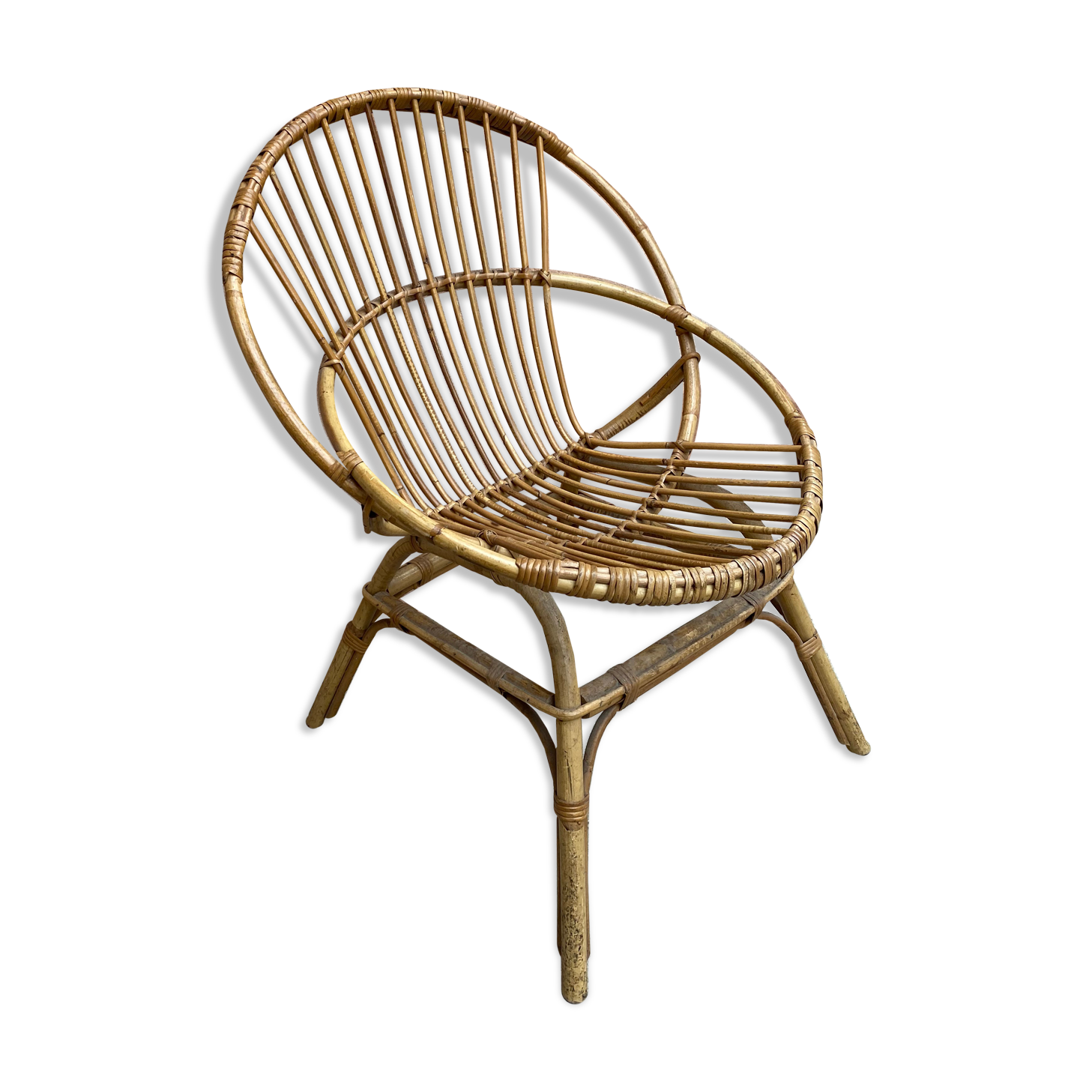 Shell armchair