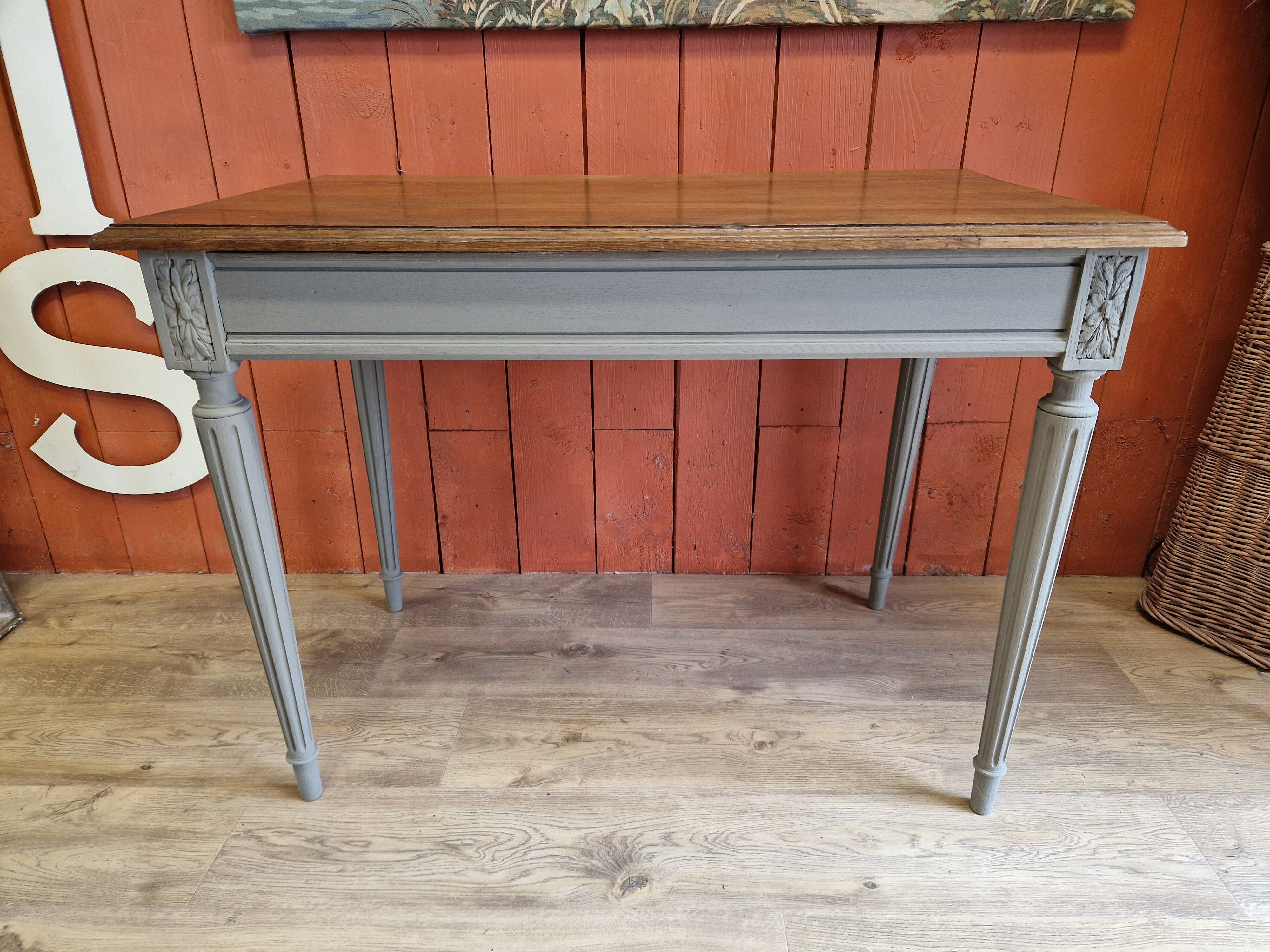 Old desk in chene signed goanvic