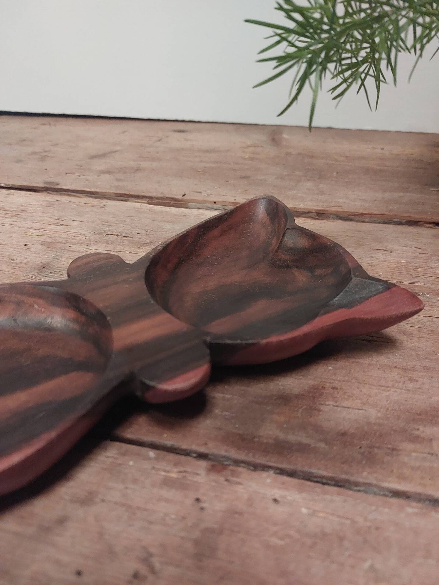 Butterfly catch-all in teak