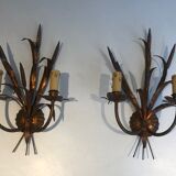 Paire d'appliques en métal doré aux epis de blé. travail français. vers 1970