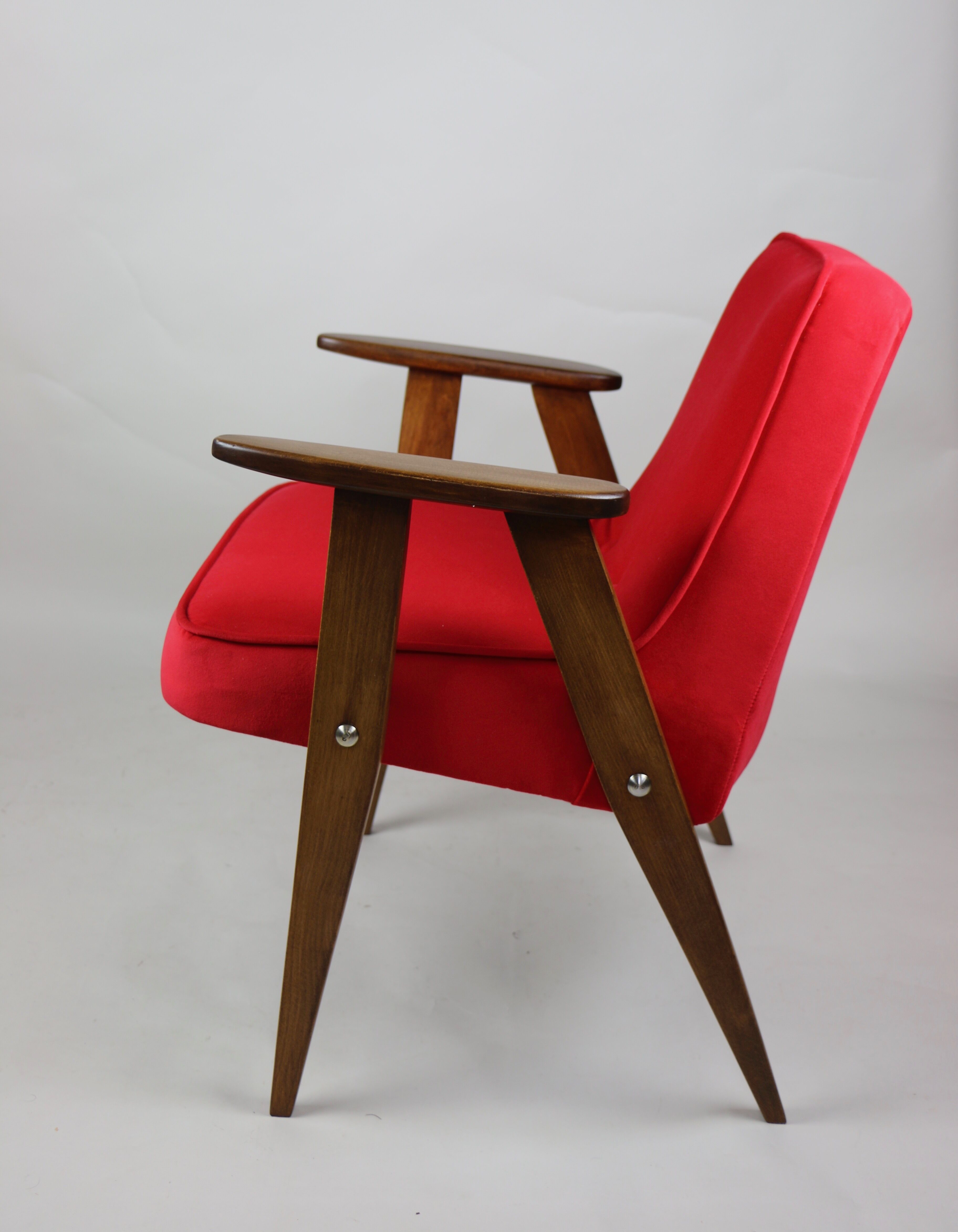 Red Velvet 366 Lounge Chair by Józef Chierowski, 1970s