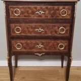 Marquetry chest of drawers