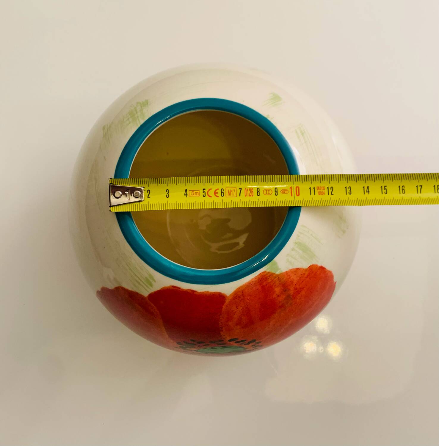 Round vase in Lunéville earthenware - "Poppy" collection