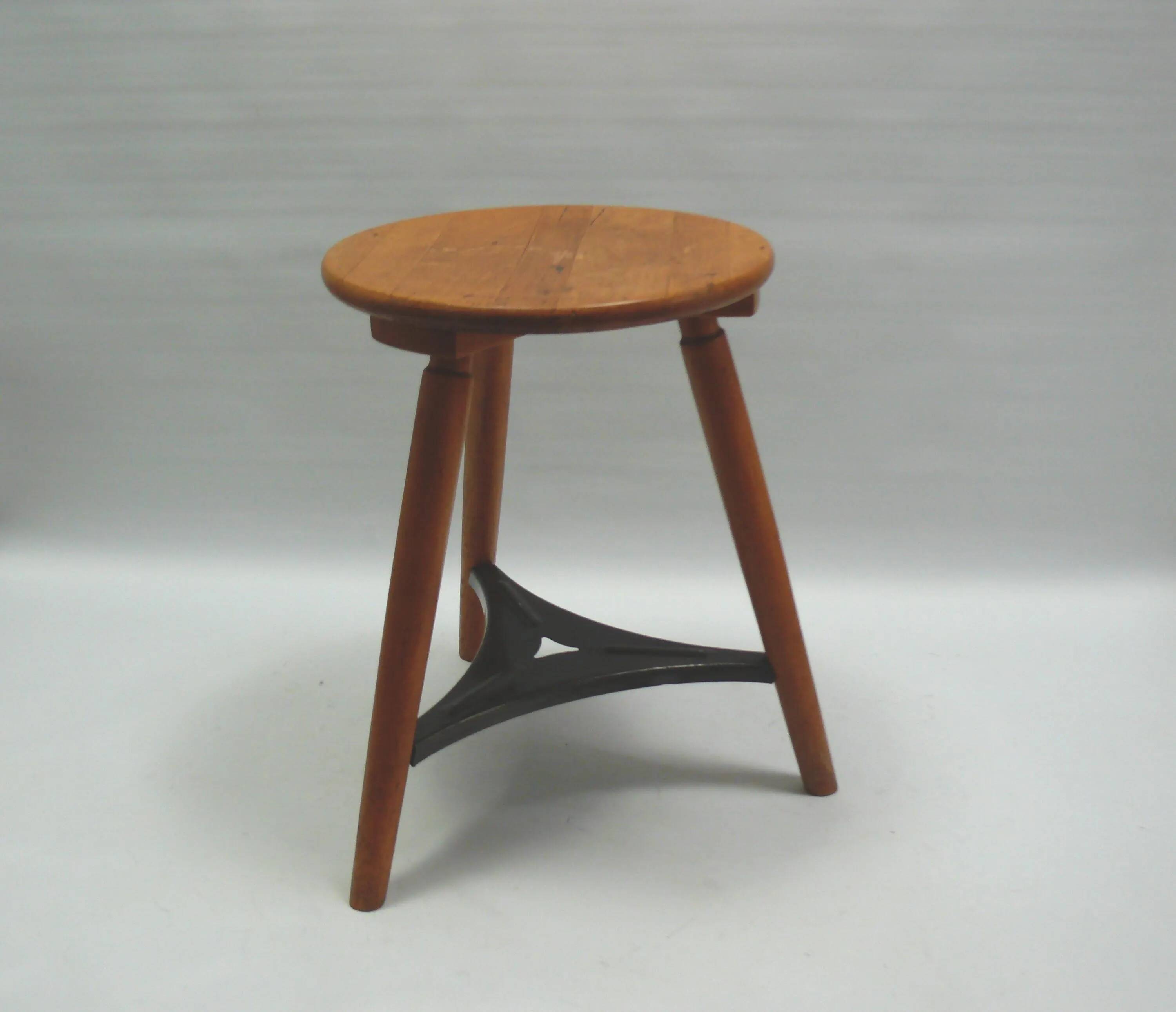 Massive workshop stool made of beech wood and metal - Mid Century