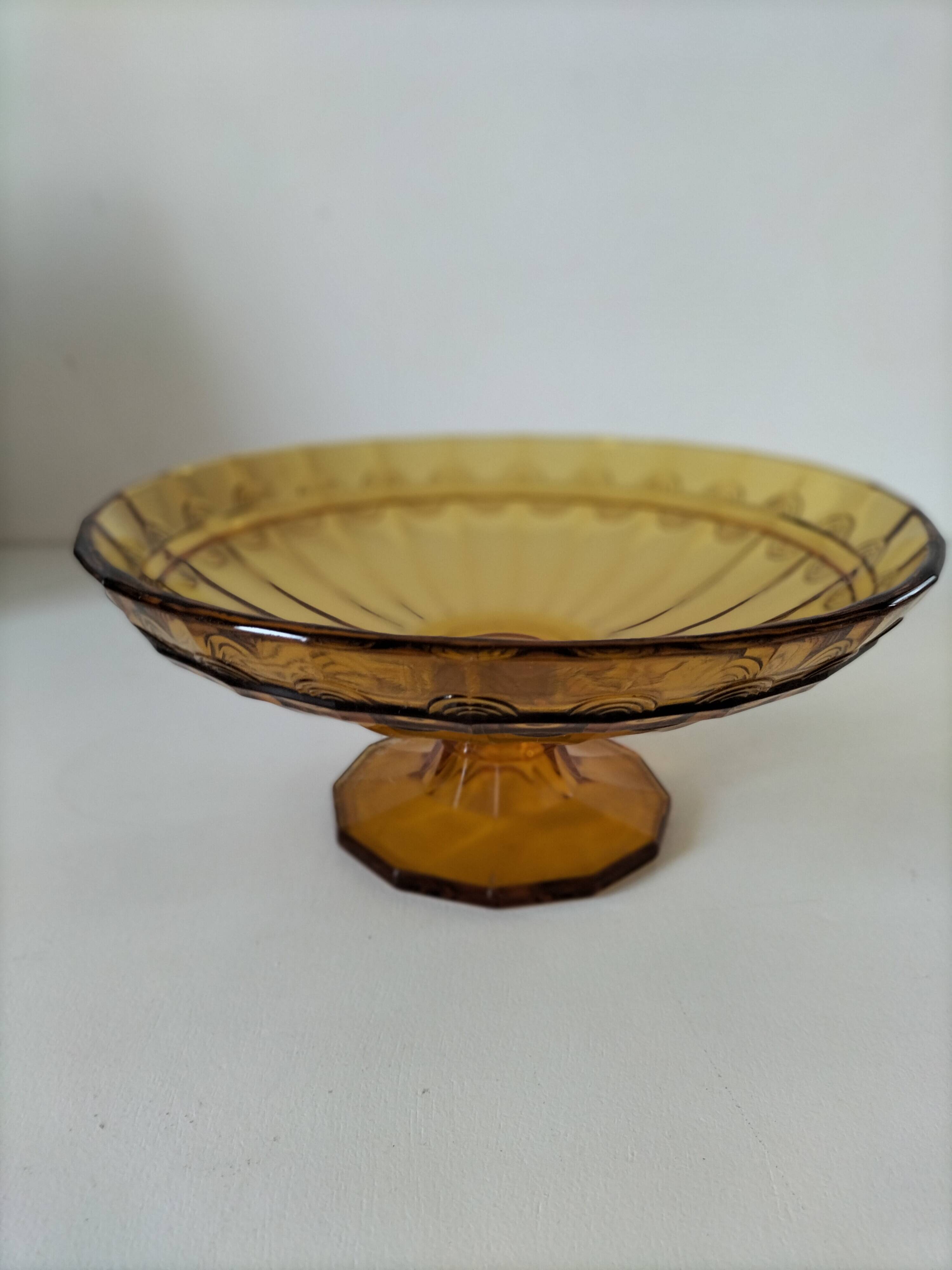 Glass pedestal dish